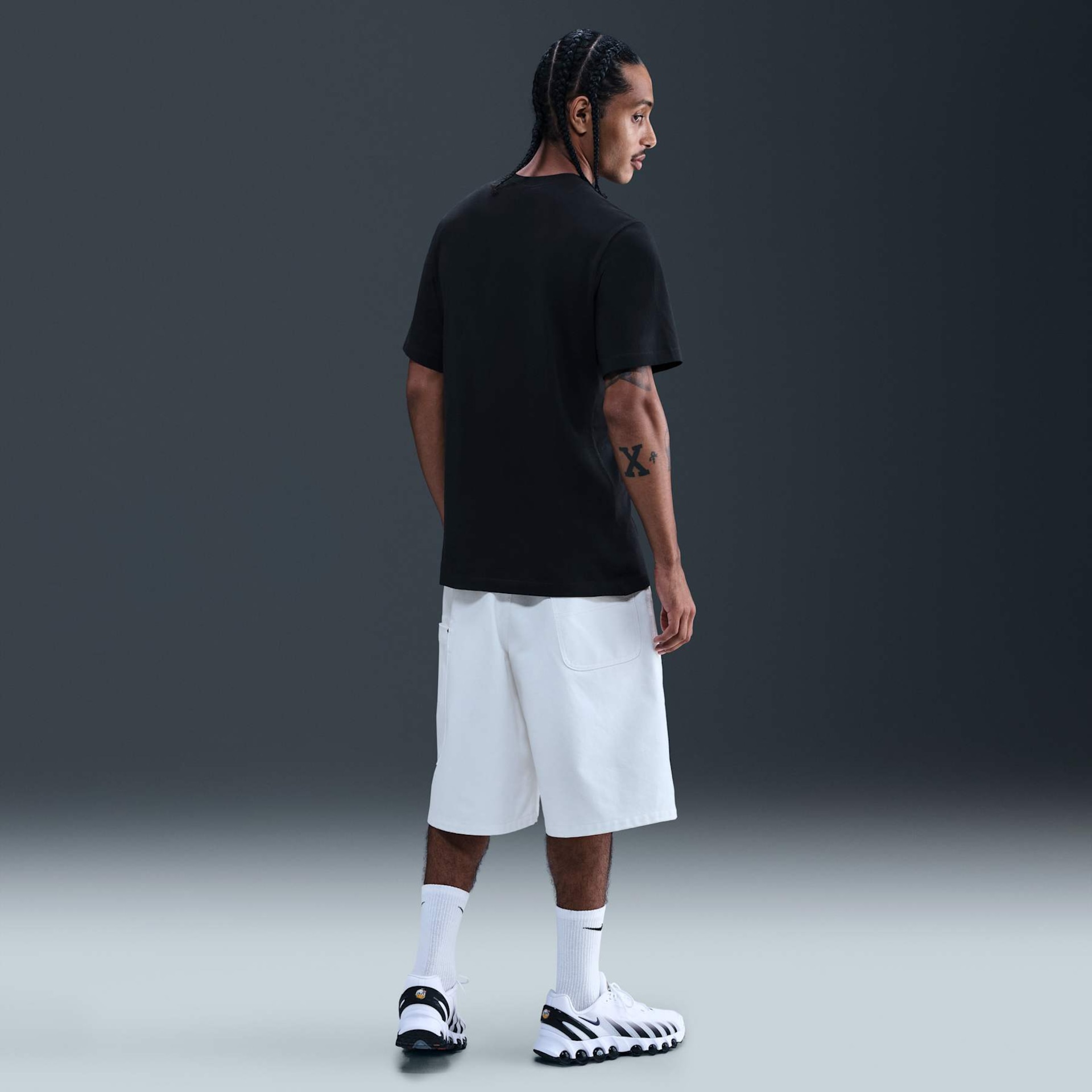 Camiseta Nike Sportswear SSNL Club Masculina - Foto 5