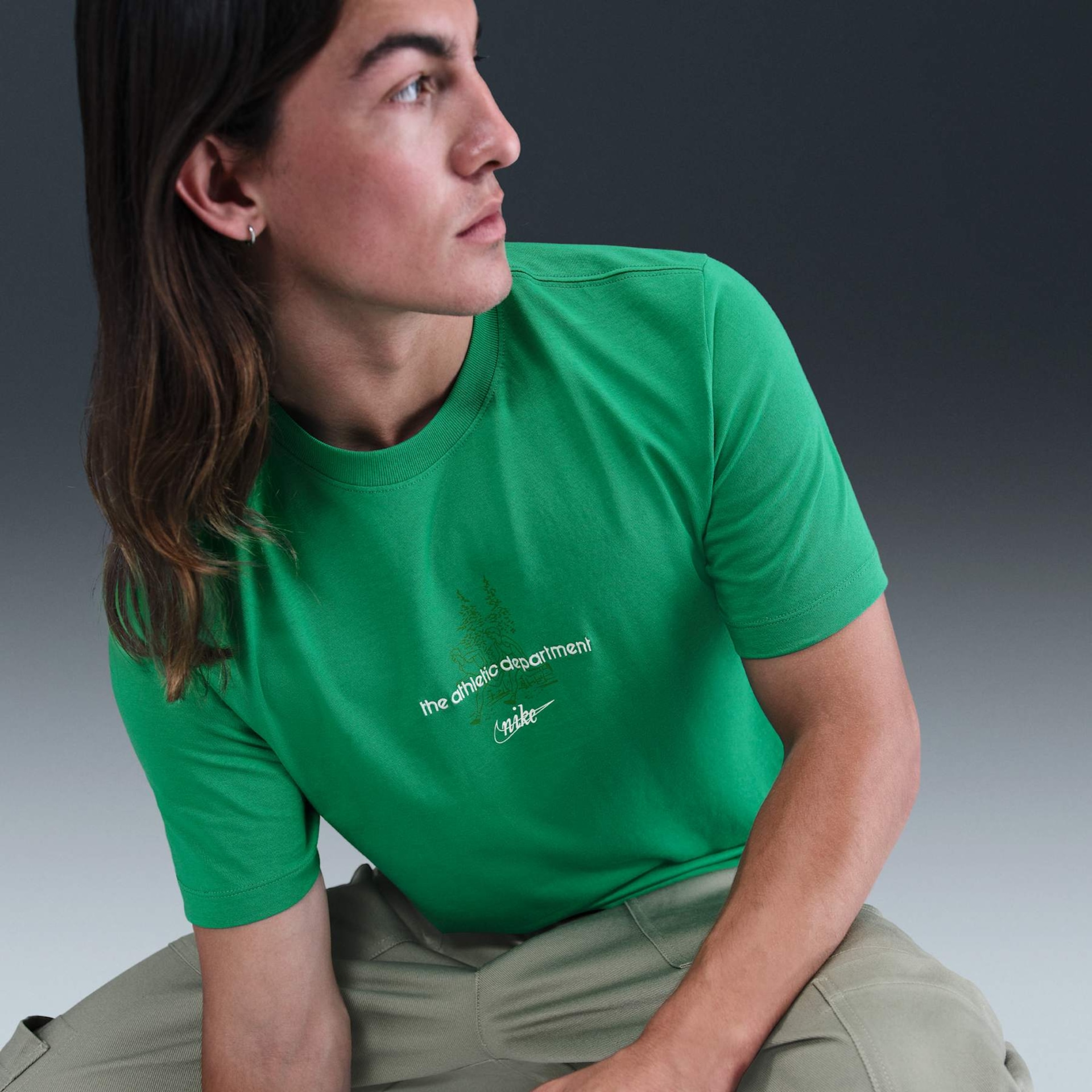 Camiseta Nike Sportswear SSNL Club Masculina - Foto 3