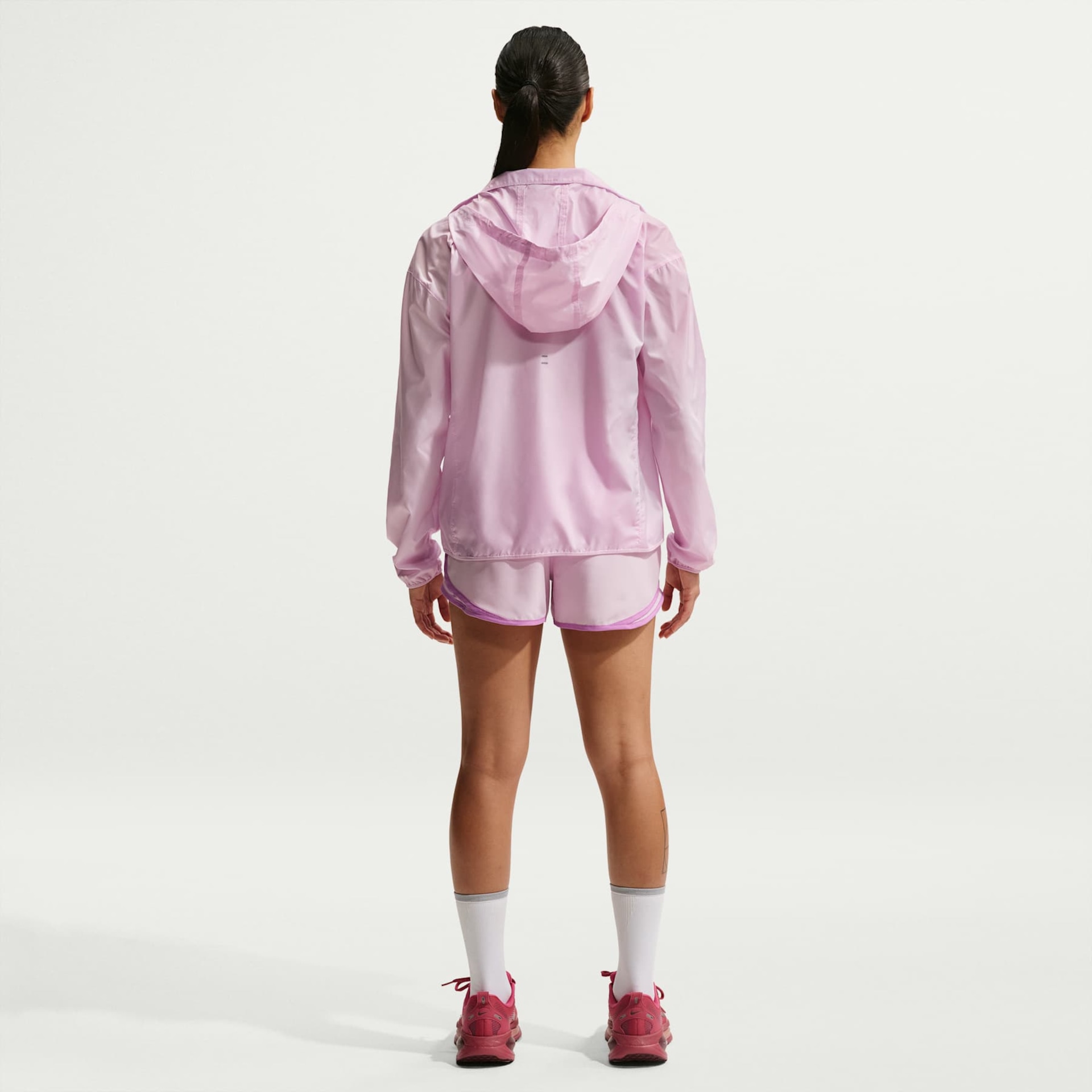 Jaqueta Nike Tempo Repel Feminina - Foto 5