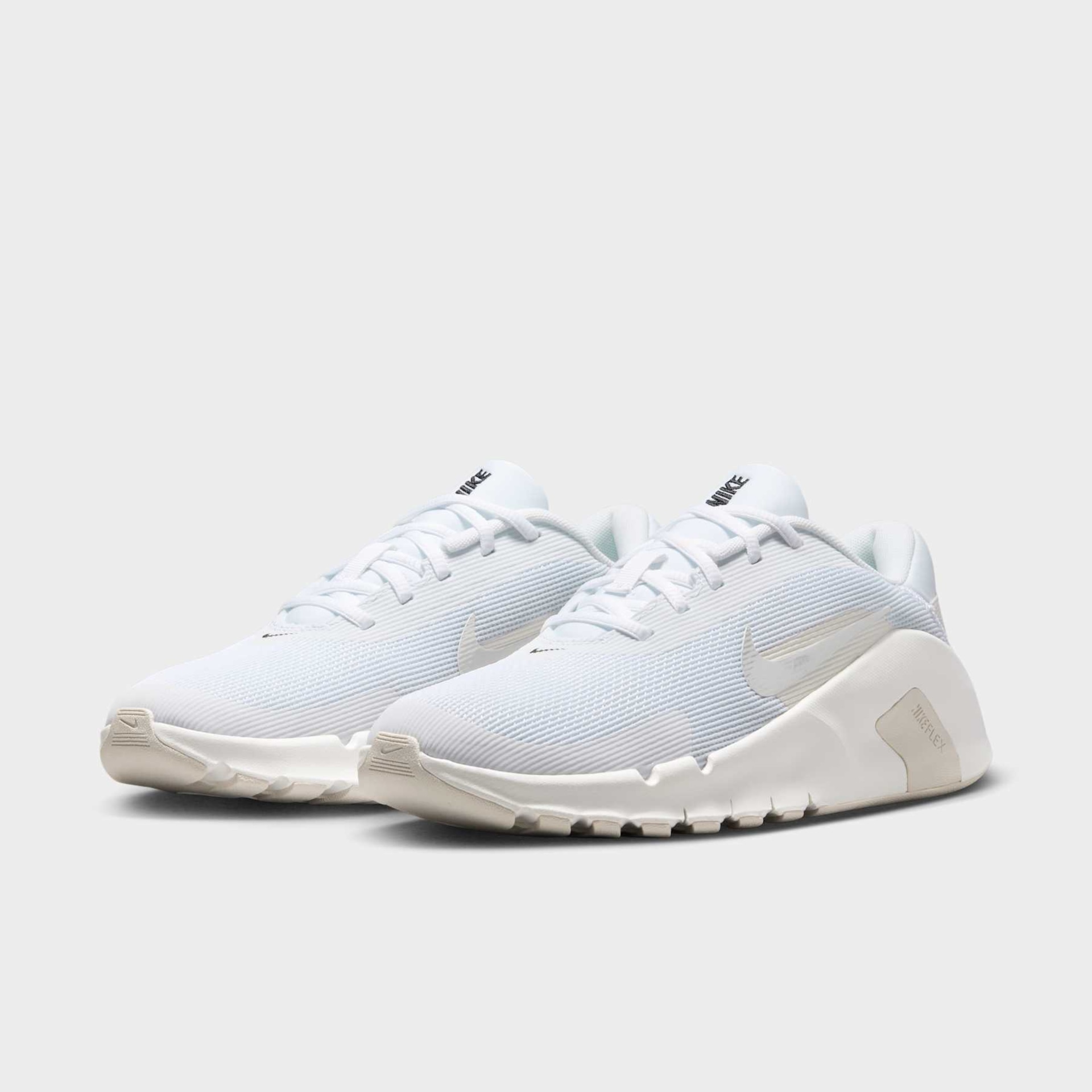 Tênis Nike Flex Train Feminino - Foto 5