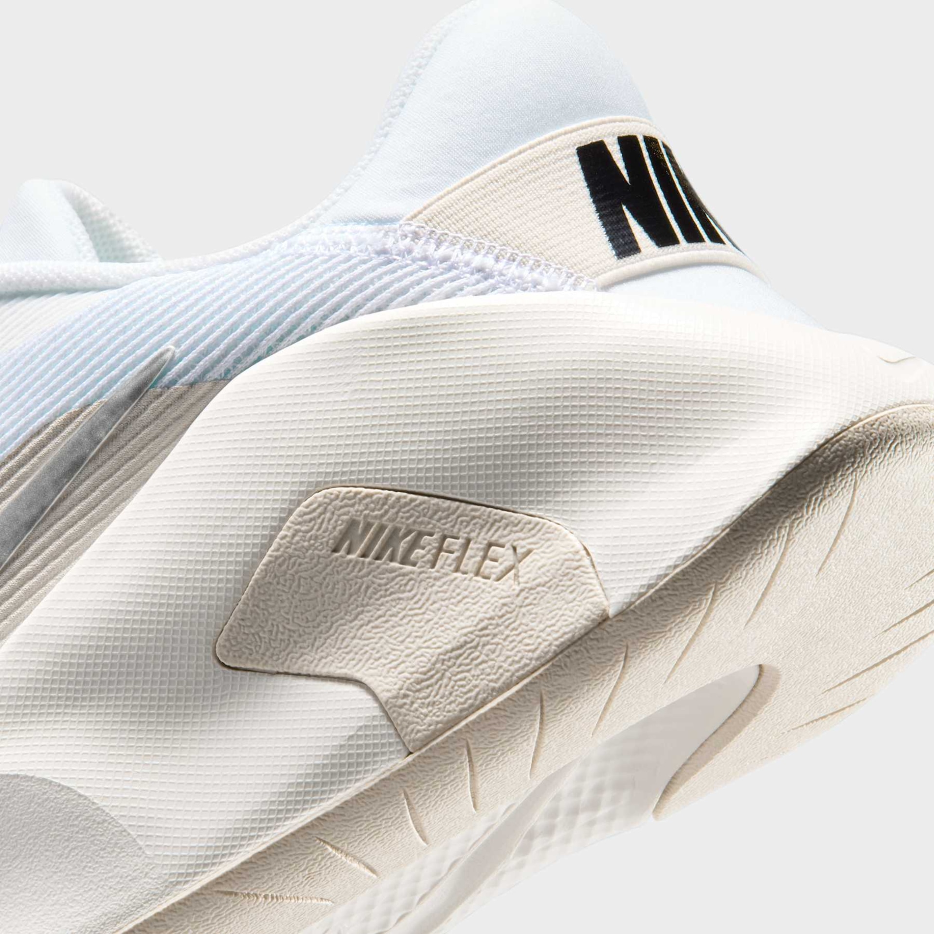 Tênis Nike Flex Train Feminino - Foto 8