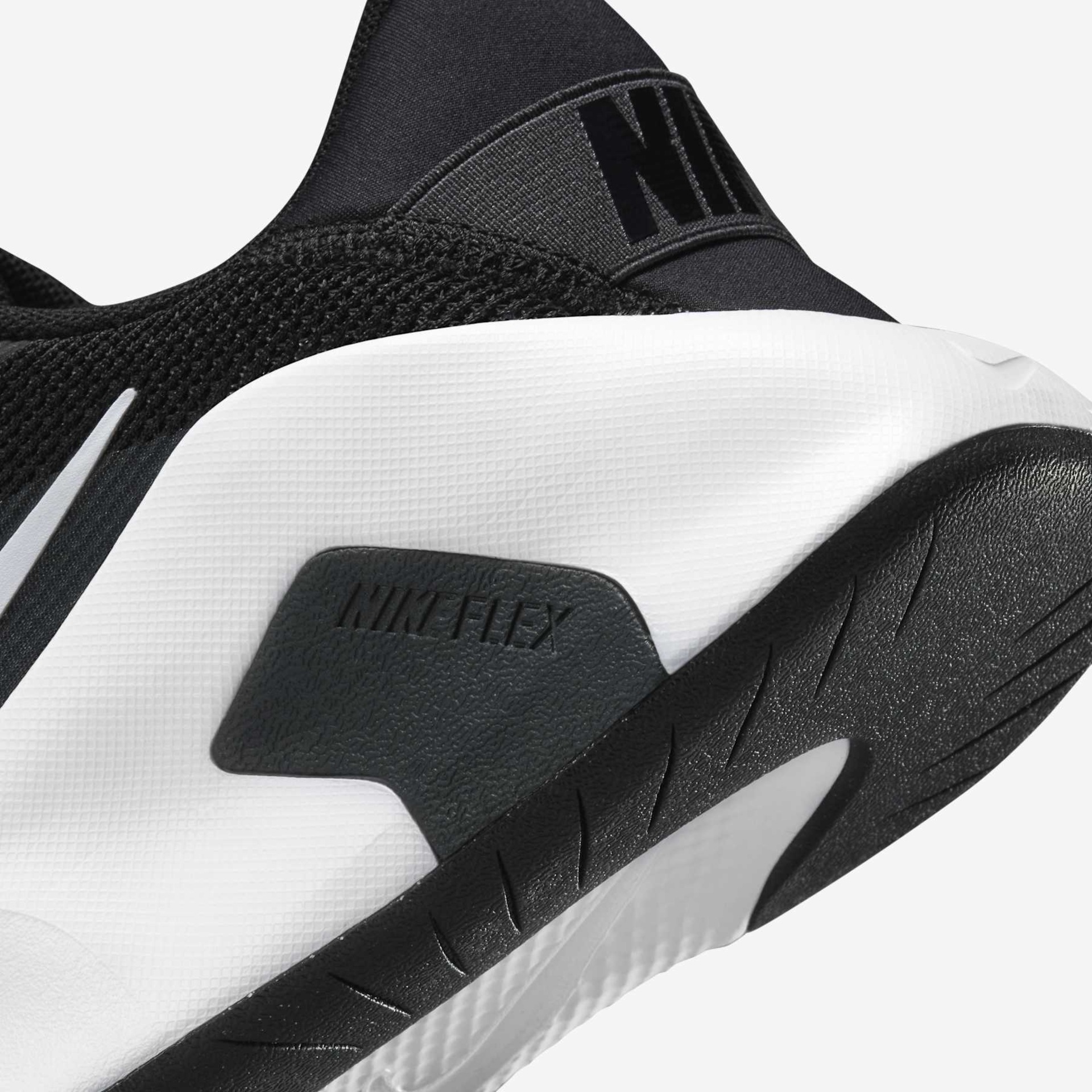 Tênis Nike Flex Train Feminino - Foto 8