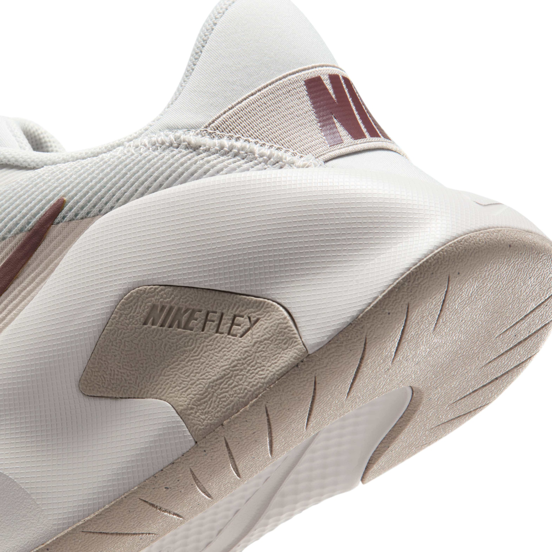Tênis Nike Flex Train Feminino - Foto 8