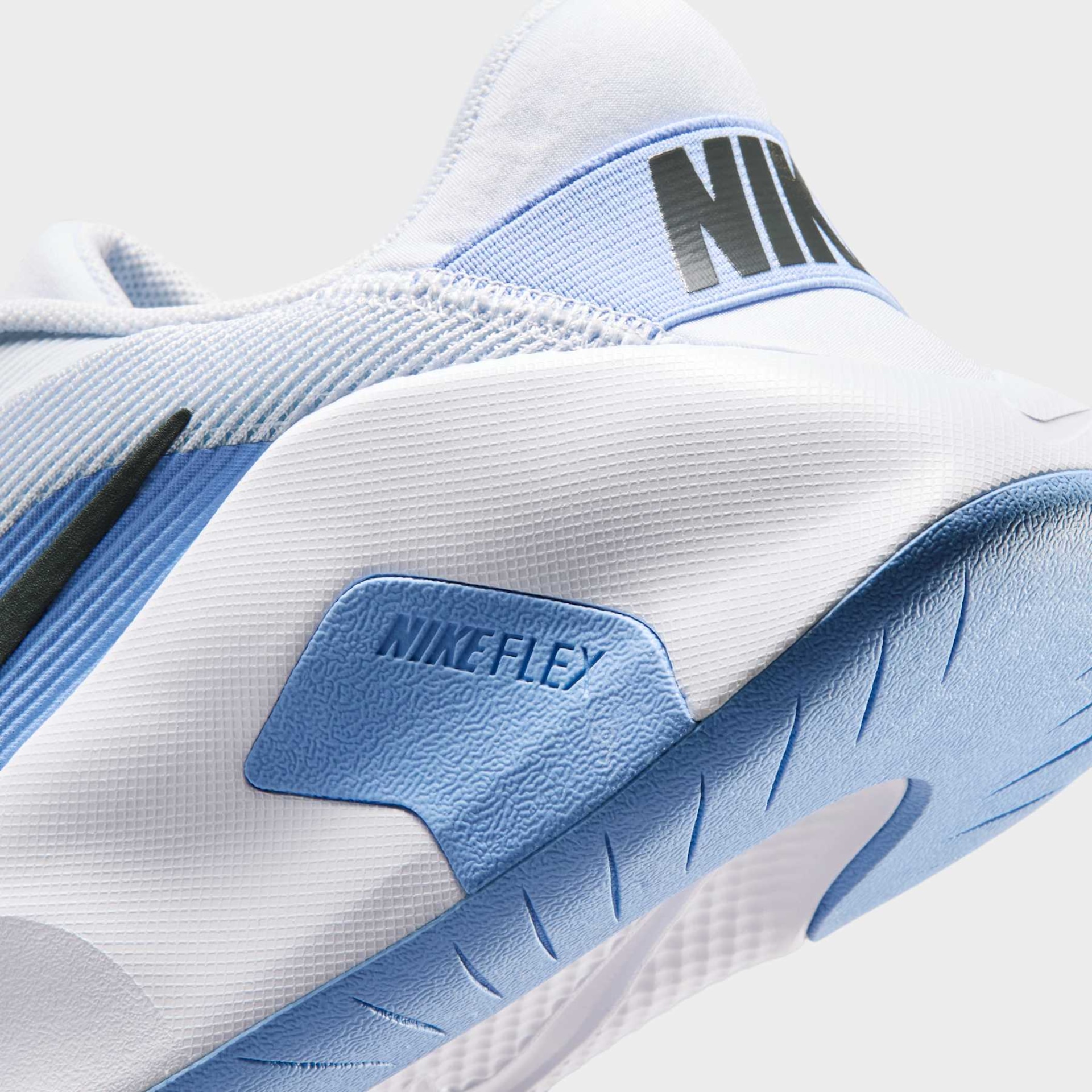 Tênis Nike Flex Train Feminino - Foto 8