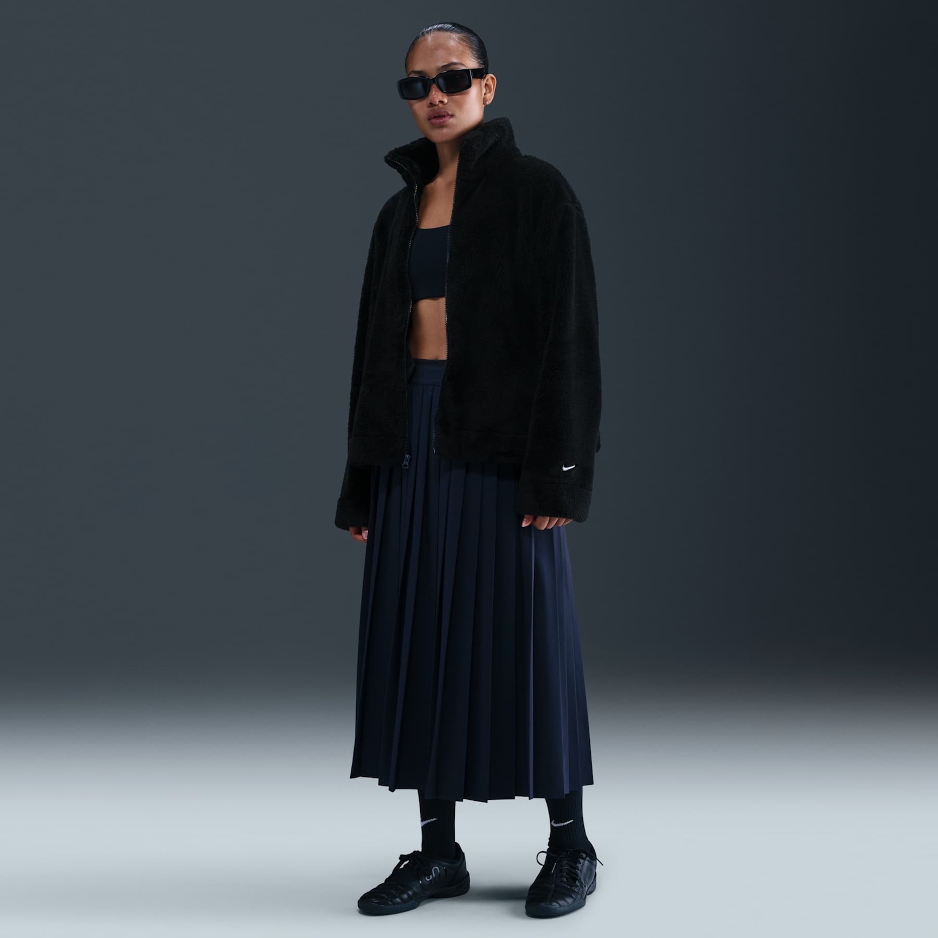 Jaqueta Nike Sportswear Essential Sherpa Oversized Feminina - Foto 4