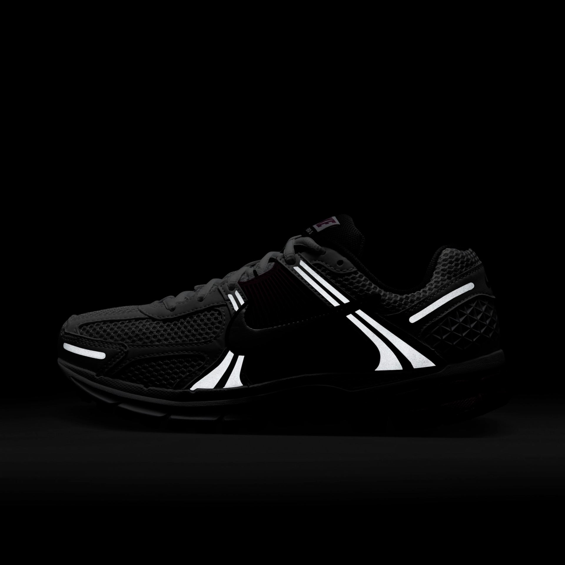 Women's Nike Zoom Vomero 5 - Foto 11