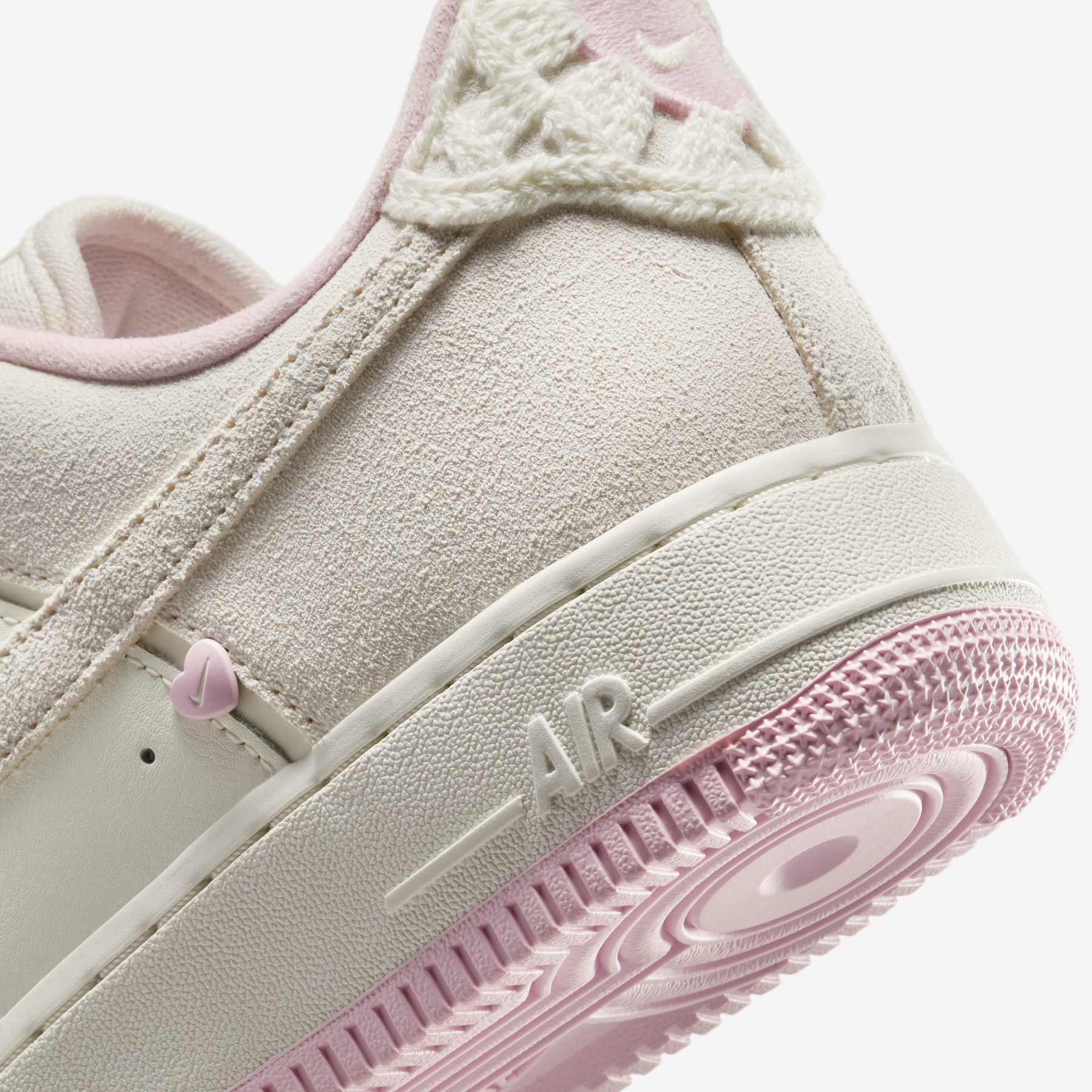 Tênis Nike Air Force 1 '07 LX Feminino - Foto 8