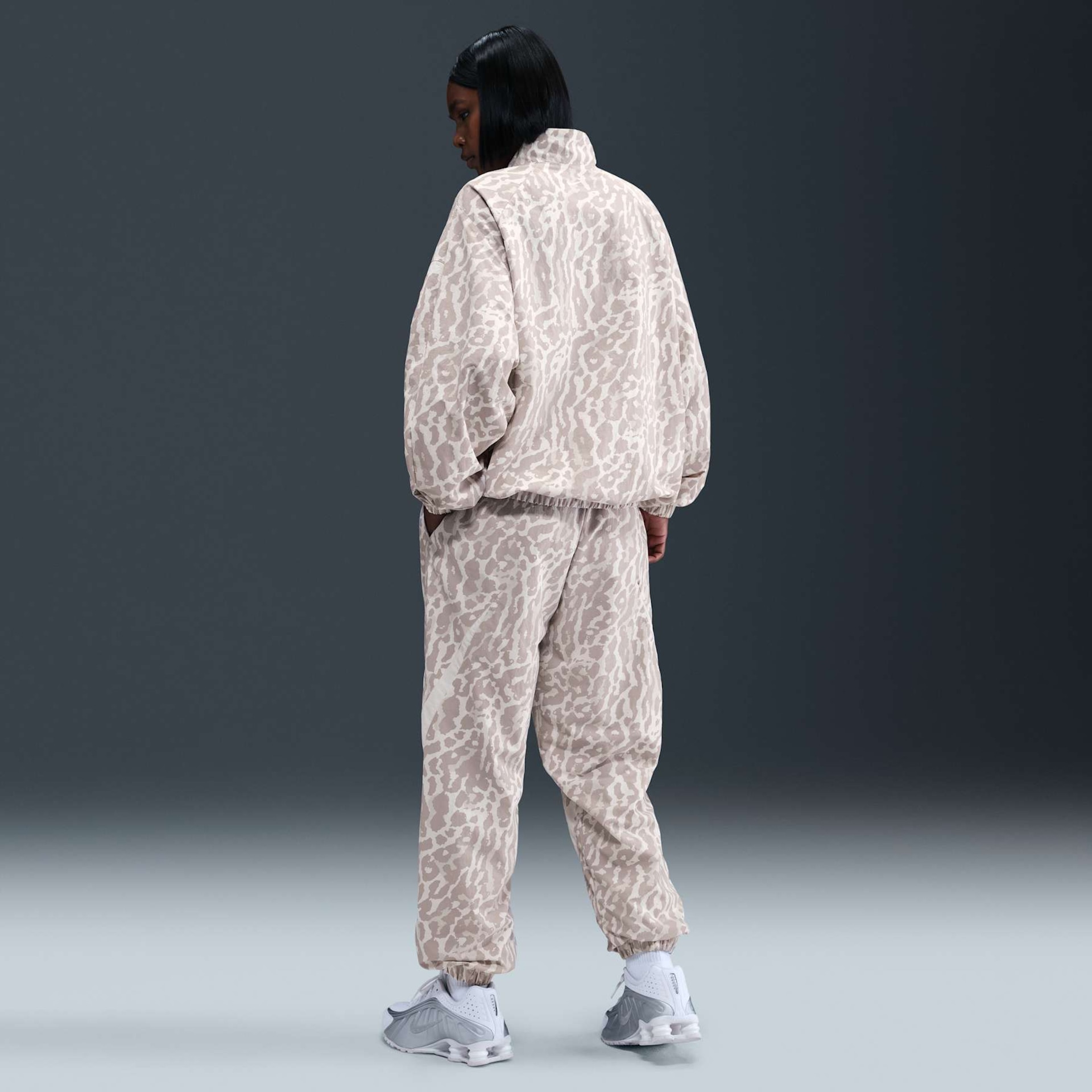 Calça Nike Sportswear Trend Woven Feminina - Foto 4