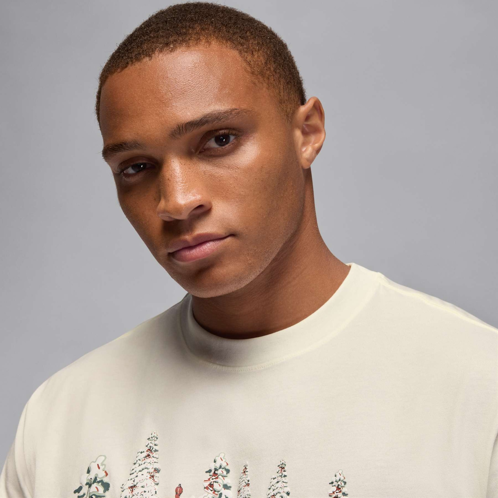 Camiseta Jordan Brooklyn Holiday Masculina - Foto 3