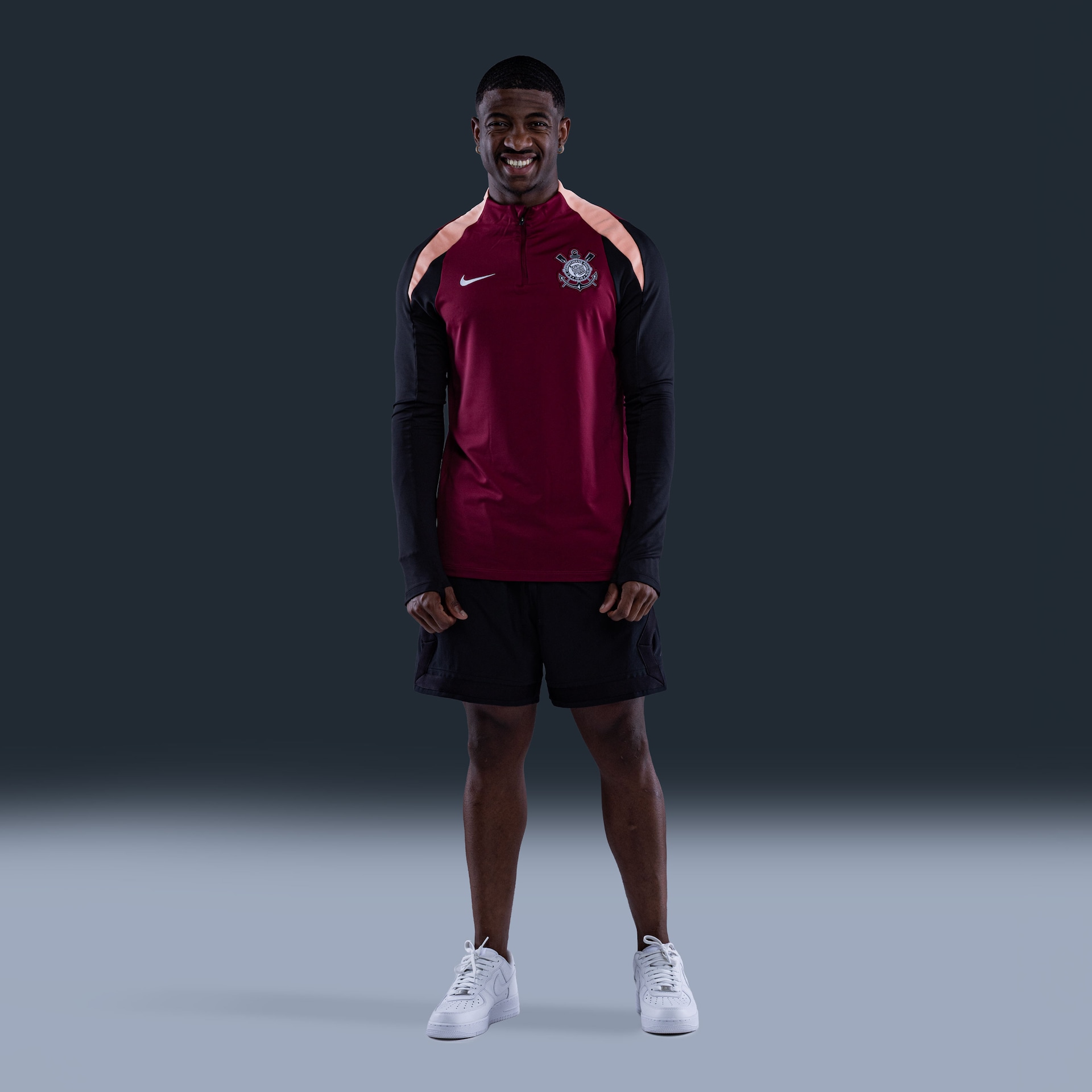 Imagem principal de Camisa Corinthians Manga Longa Nike Strike 2026 Treino Masculina