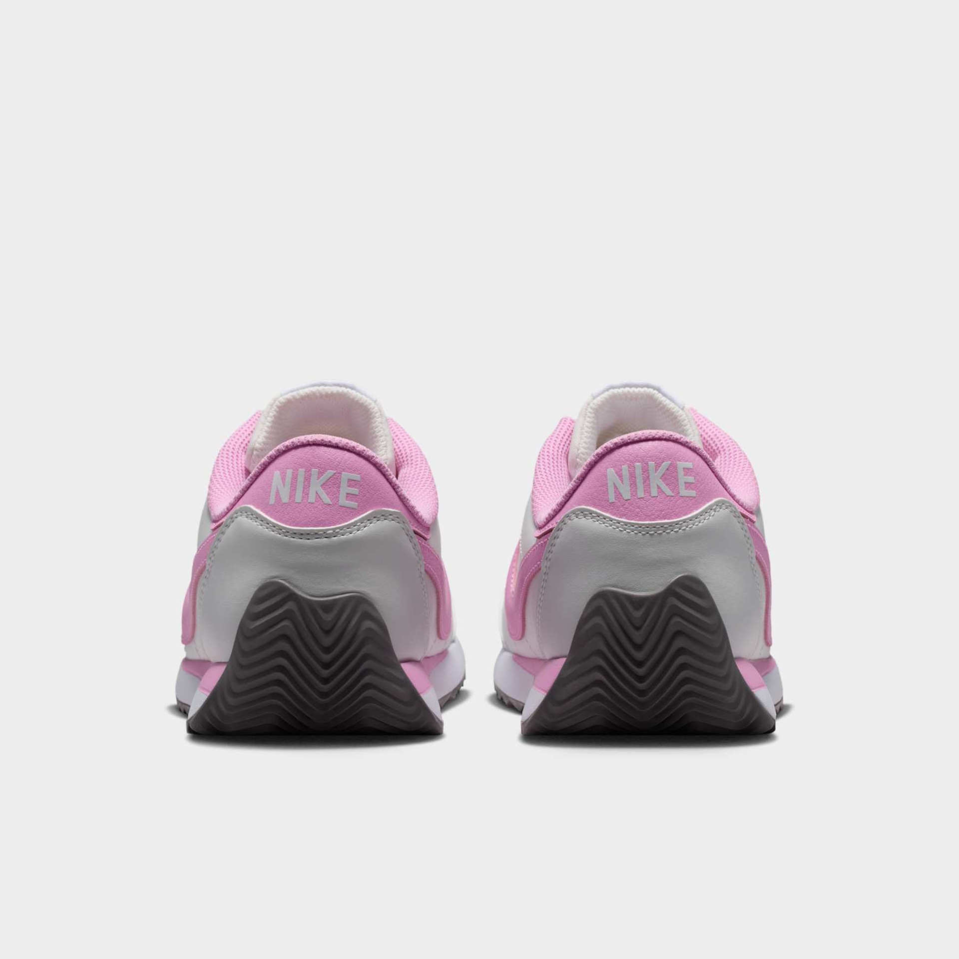 Tênis Nike Pacific LTR Feminino - Foto 6
