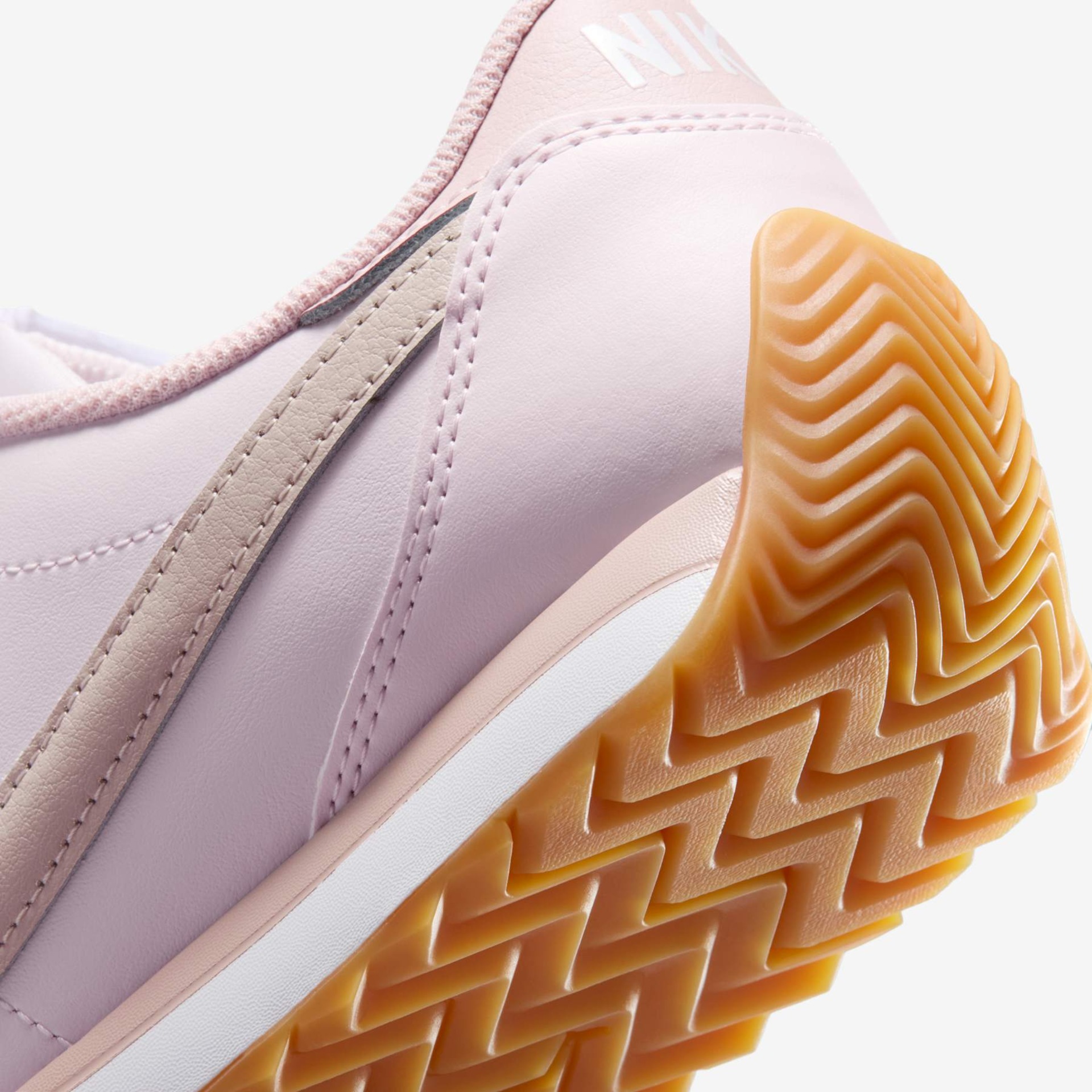 Tênis Nike Pacific LTR Feminino - Foto 8