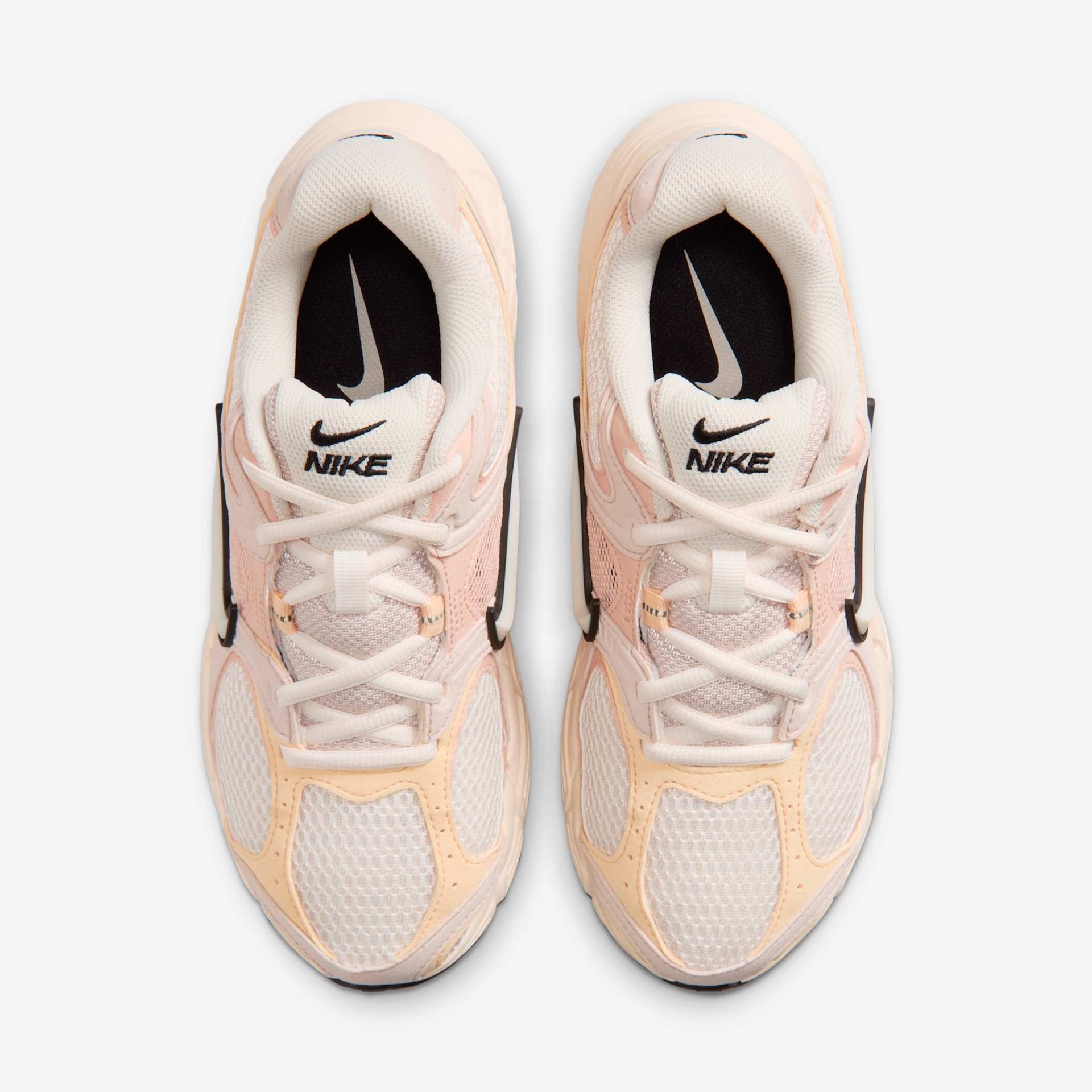 Tênis Nike V5 Runner Feminino - Foto 4