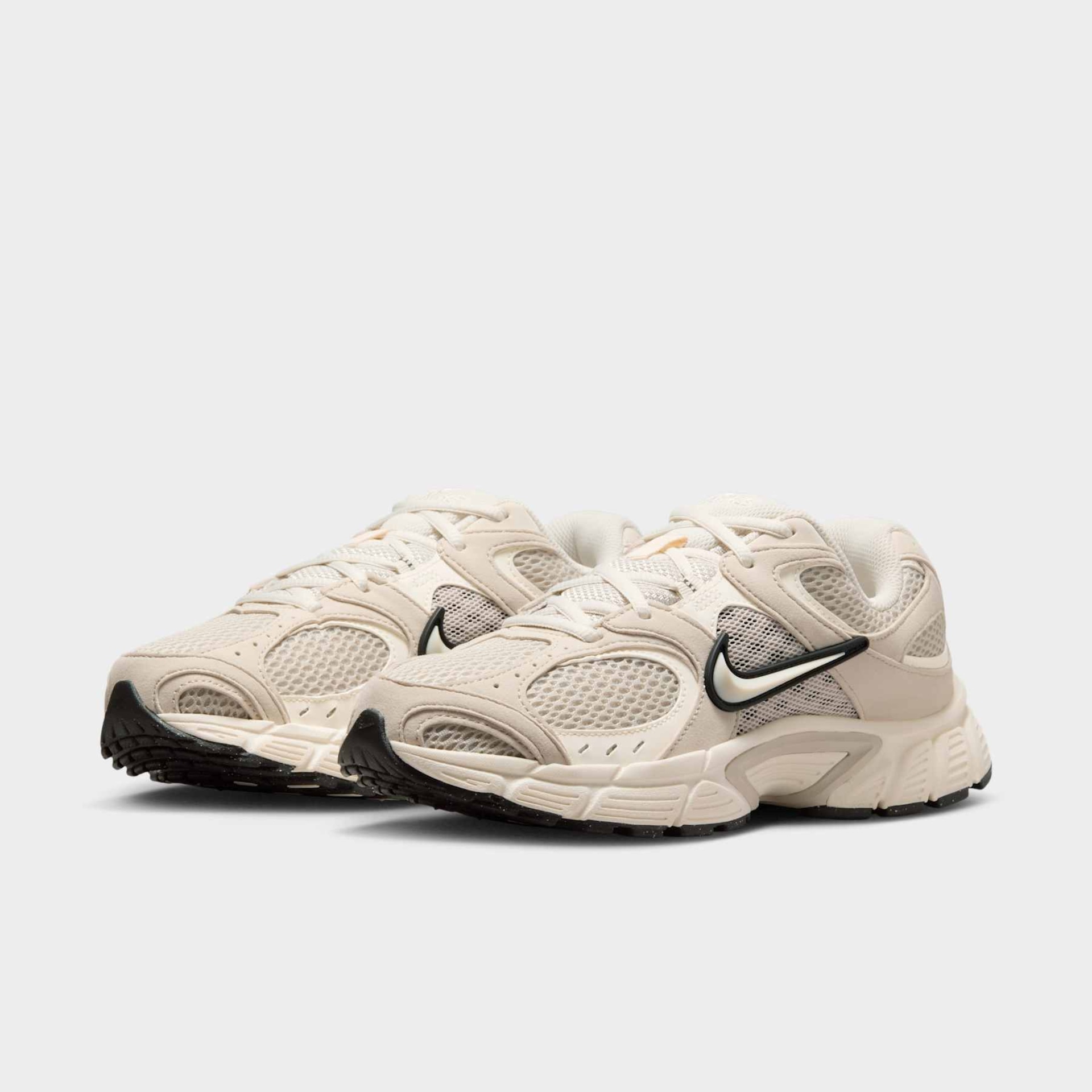 Tênis Nike V5 Runner Feminino - Foto 5