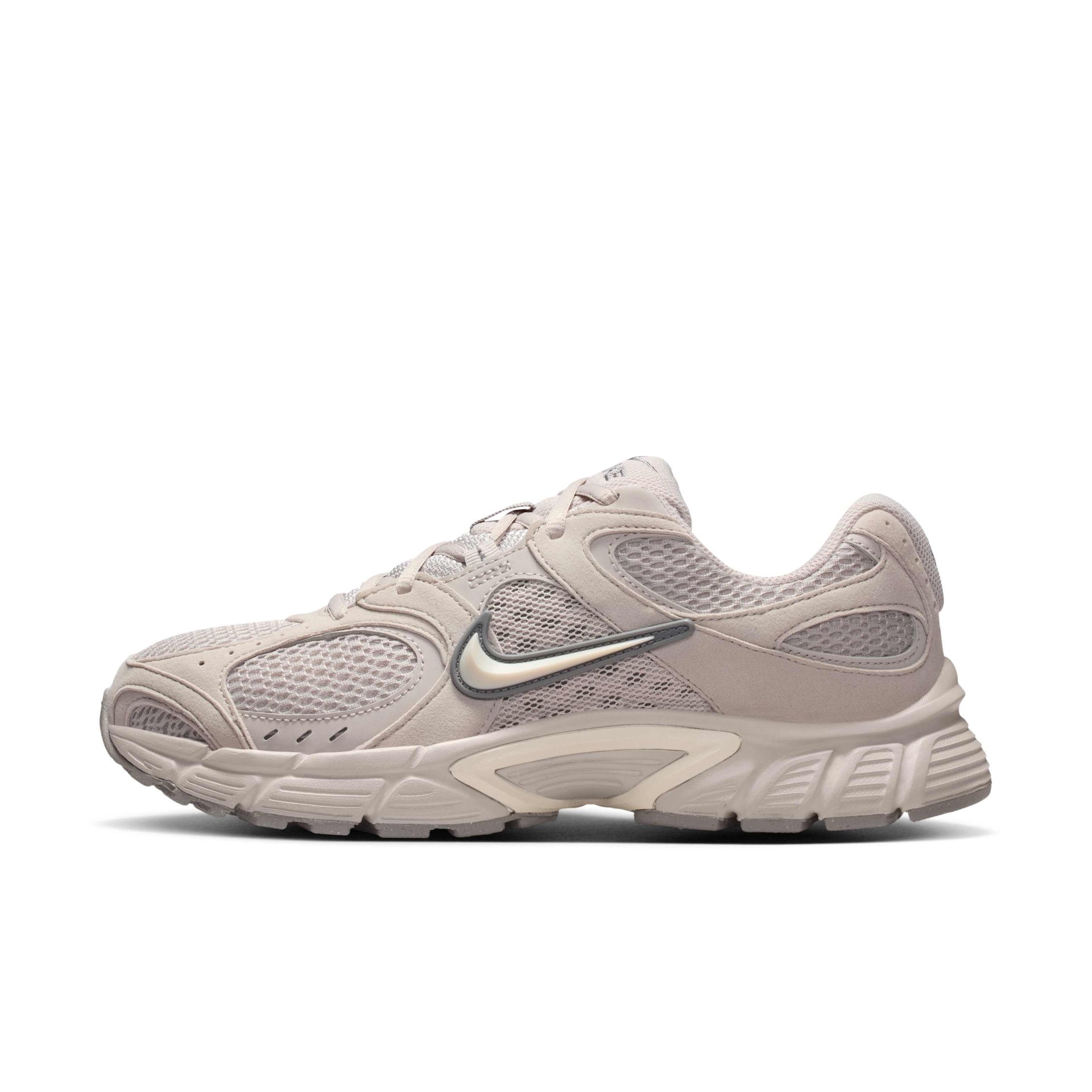 Tênis Nike V5 Runner Feminino - Foto 1