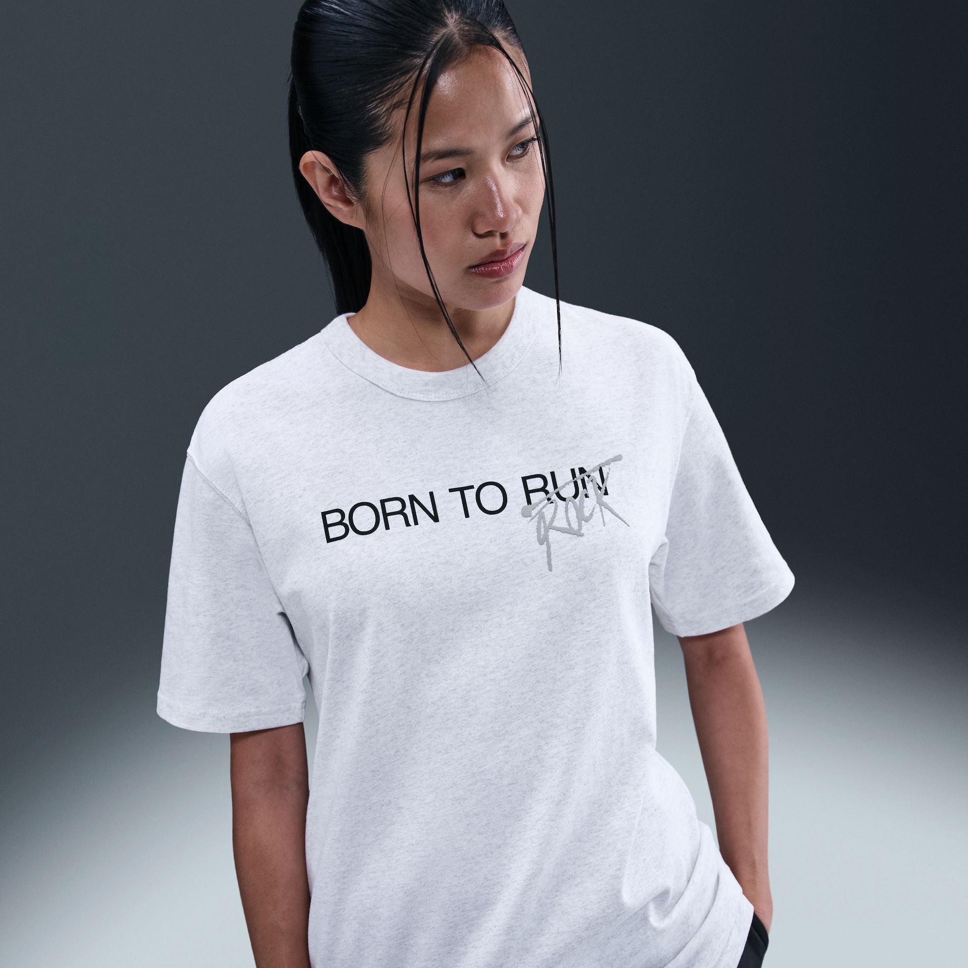 Camiseta Nike Sportswear ST5 Masculina - Foto 2