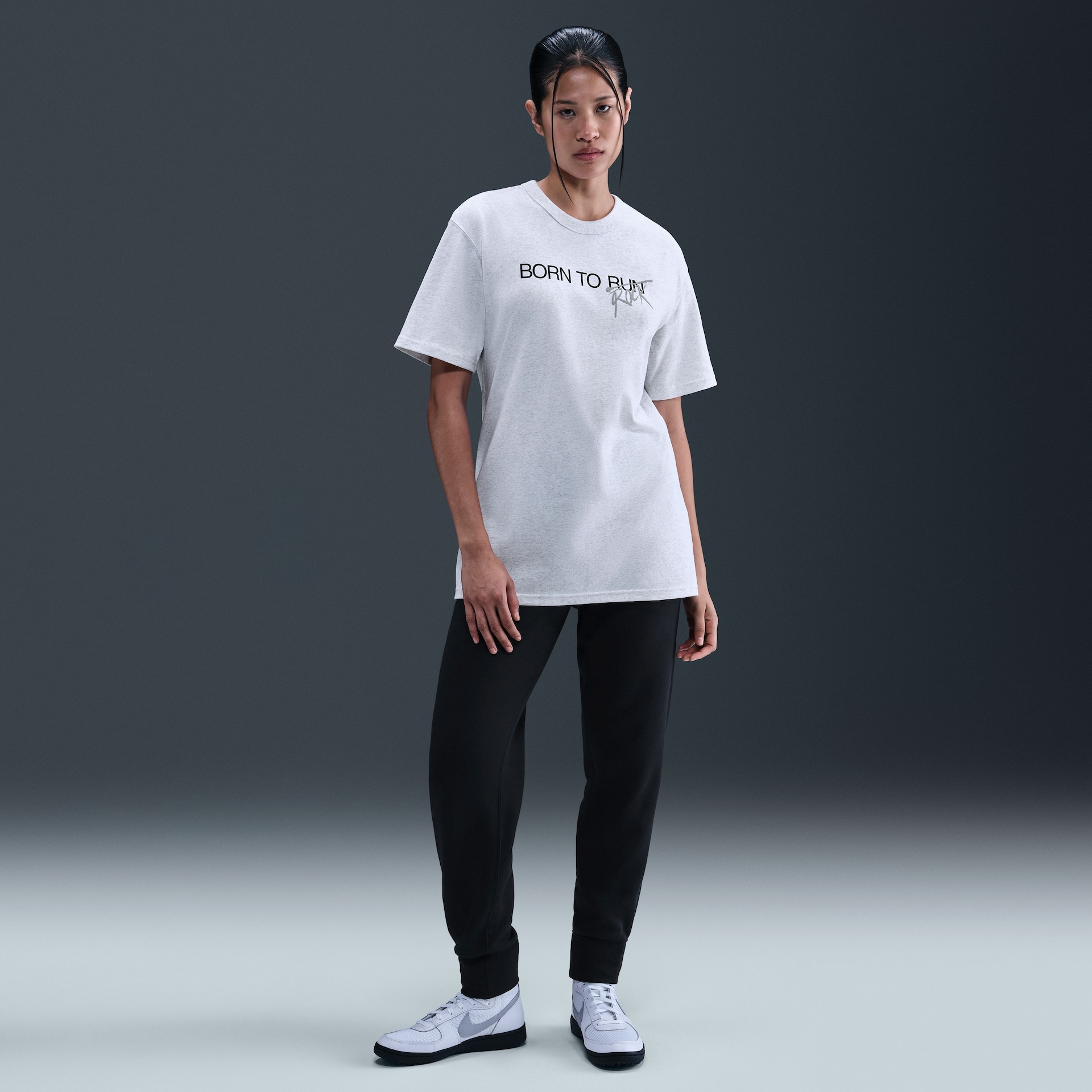 Camiseta Nike Sportswear ST5 Masculina - Foto 4