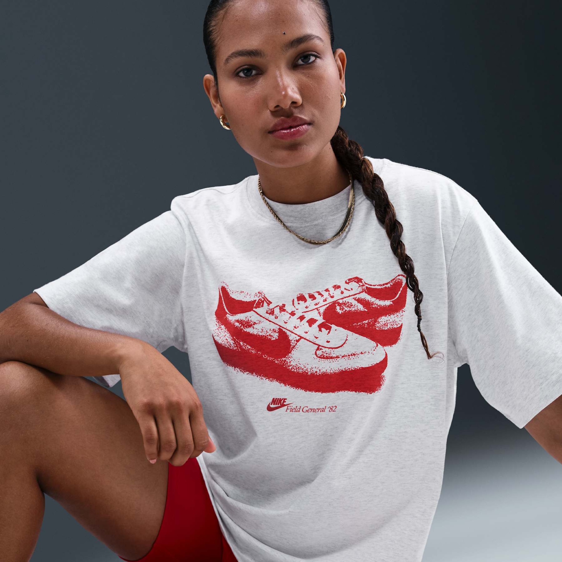 Camiseta Nike Sportswear Field General Feminina - Foto 3