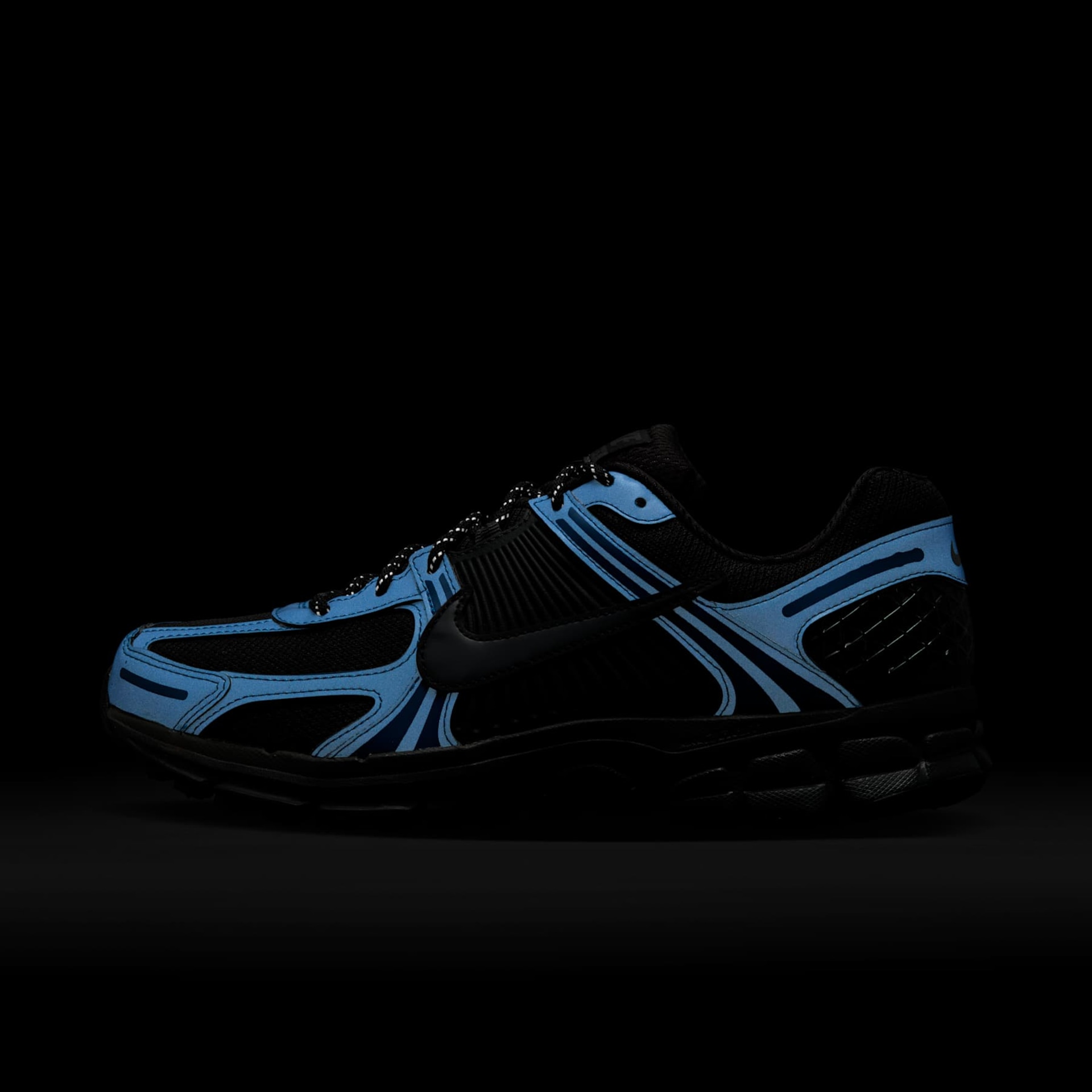 Nike Zoom Vomero 5 SE Reflective - Foto 9