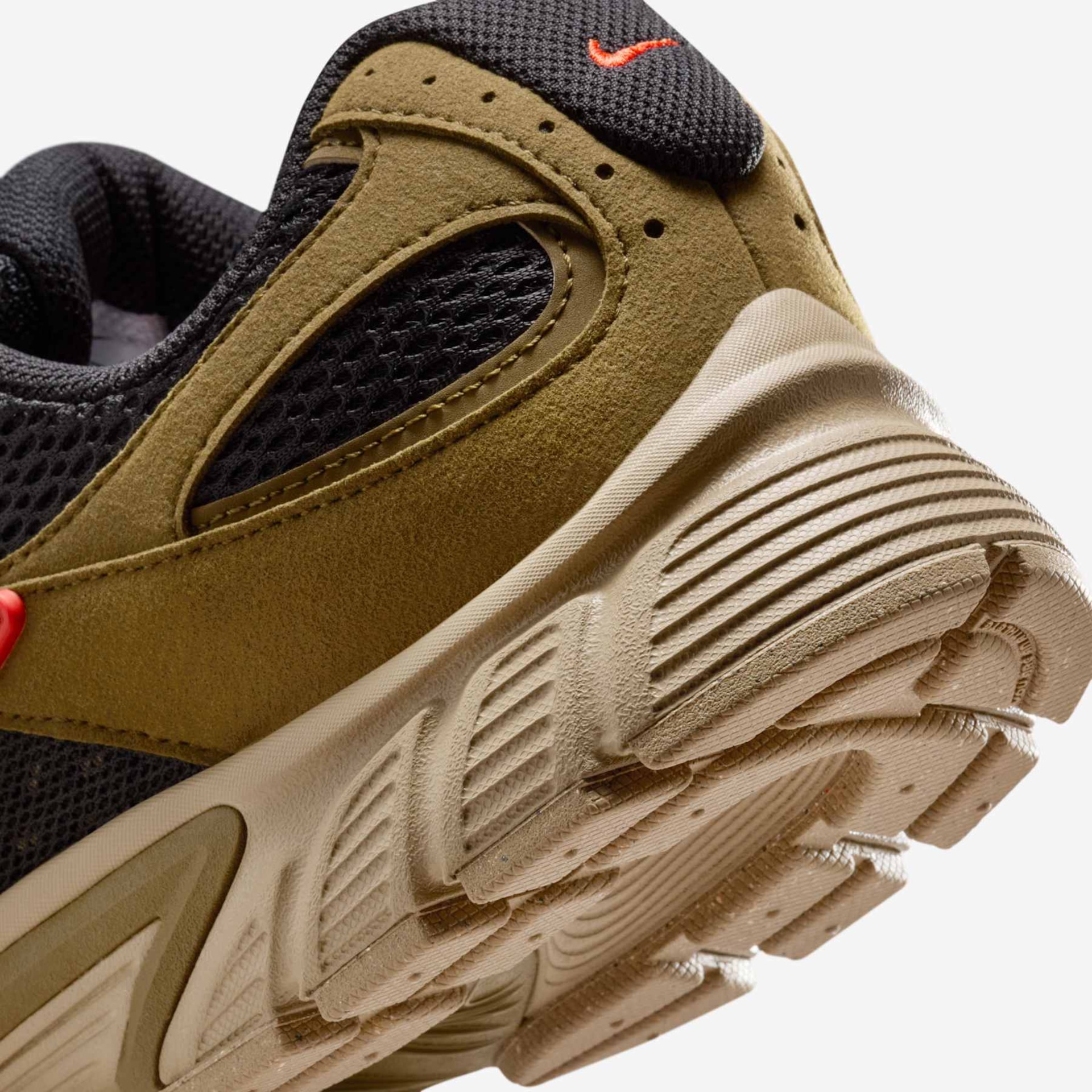 Tênis Nike V5 Runner Suede Masculino - Foto 8