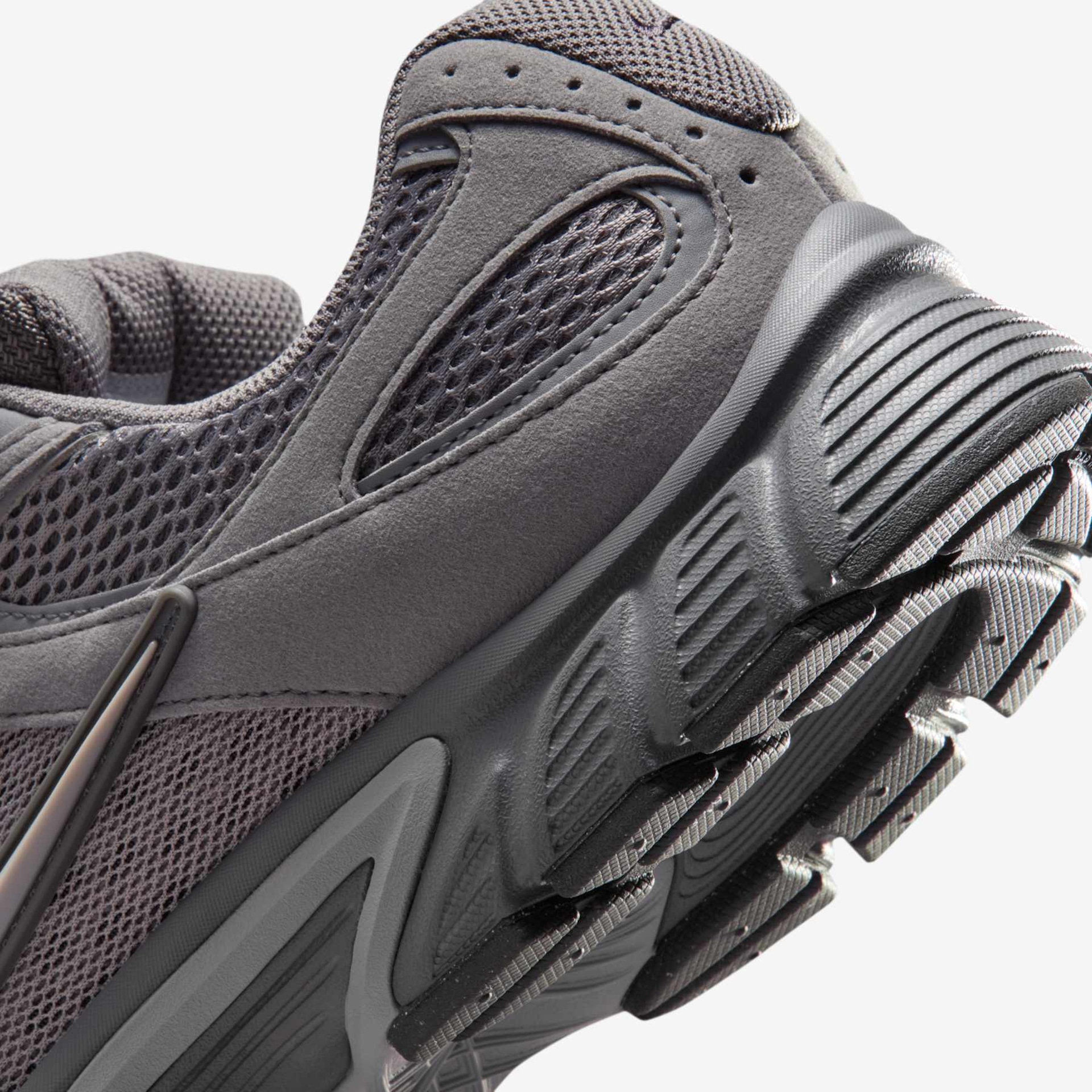 Tênis Nike V5 Runner Suede Masculino - Foto 8