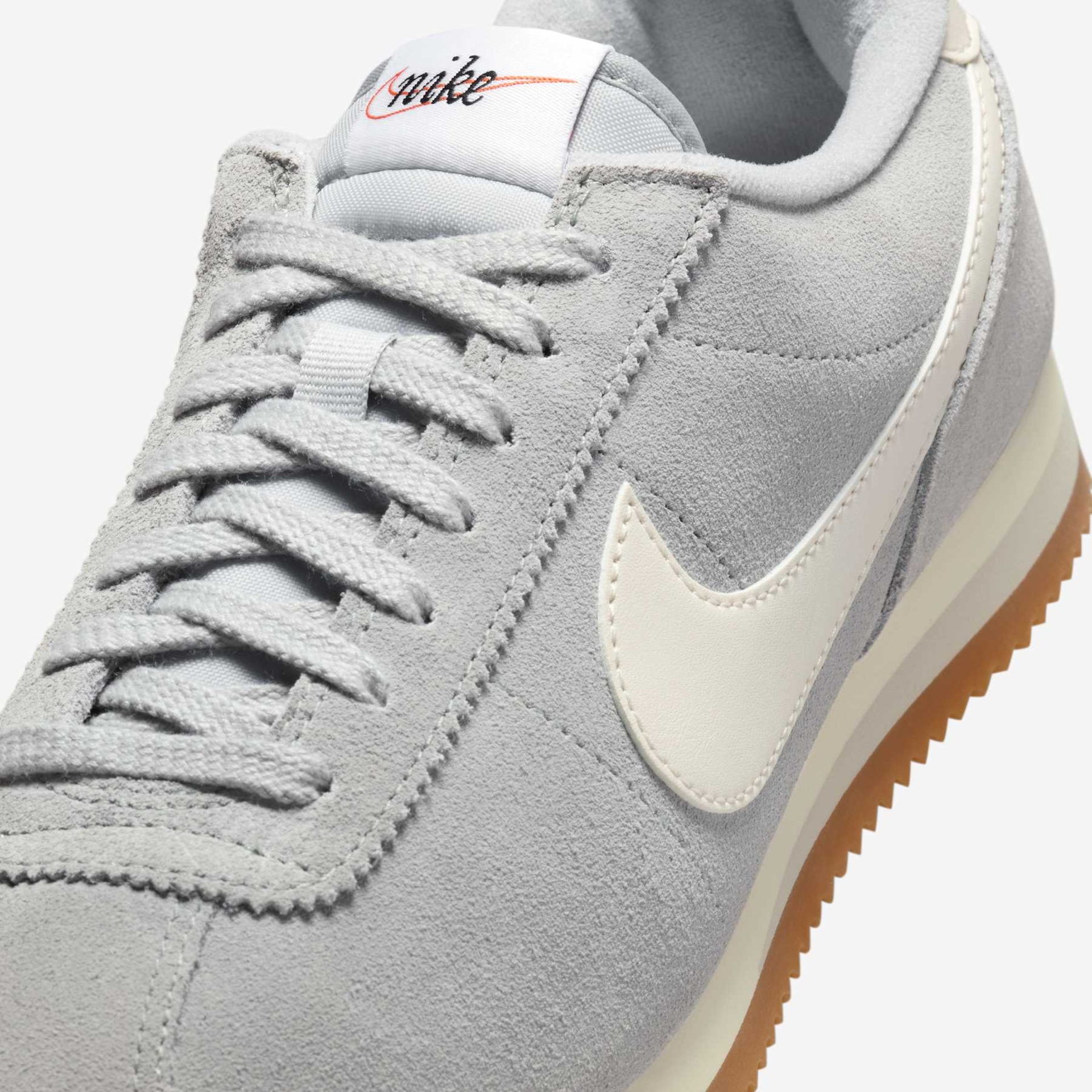 Tênis Nike Cortez Suede Feminino - Foto 7