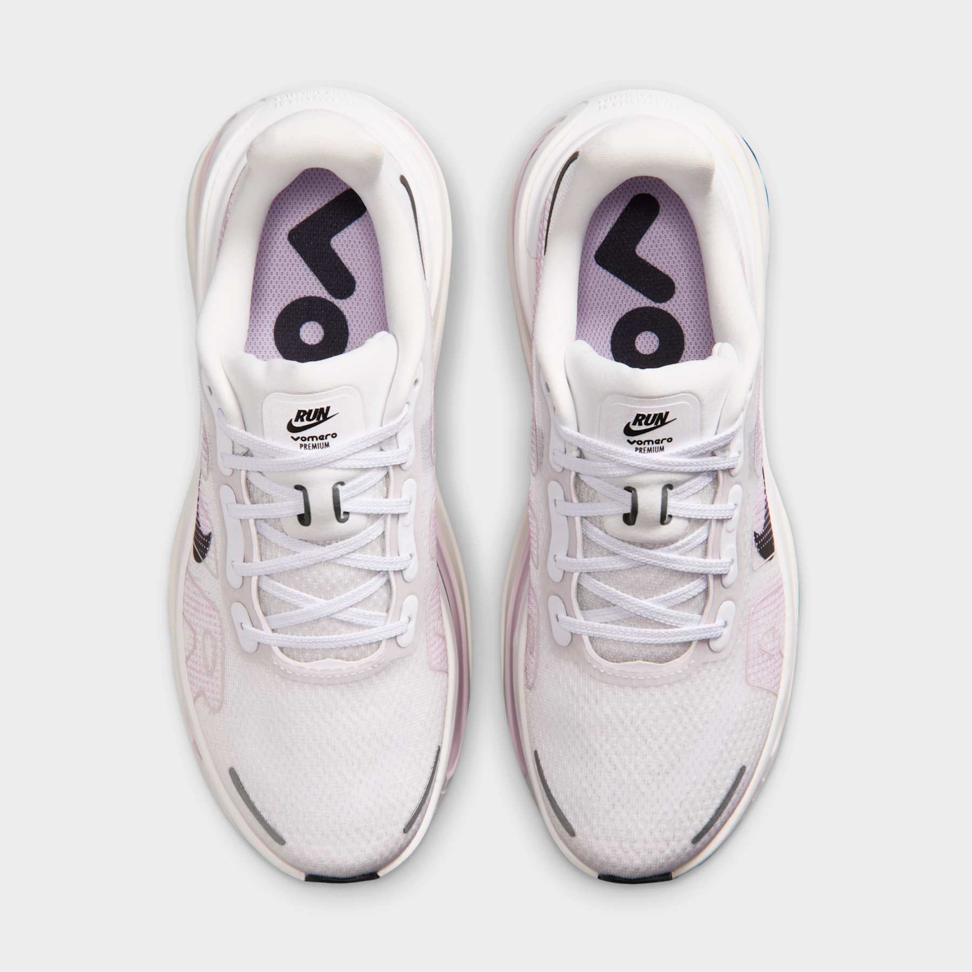 Tênis Nike Vomero Premium Feminino - Foto 4