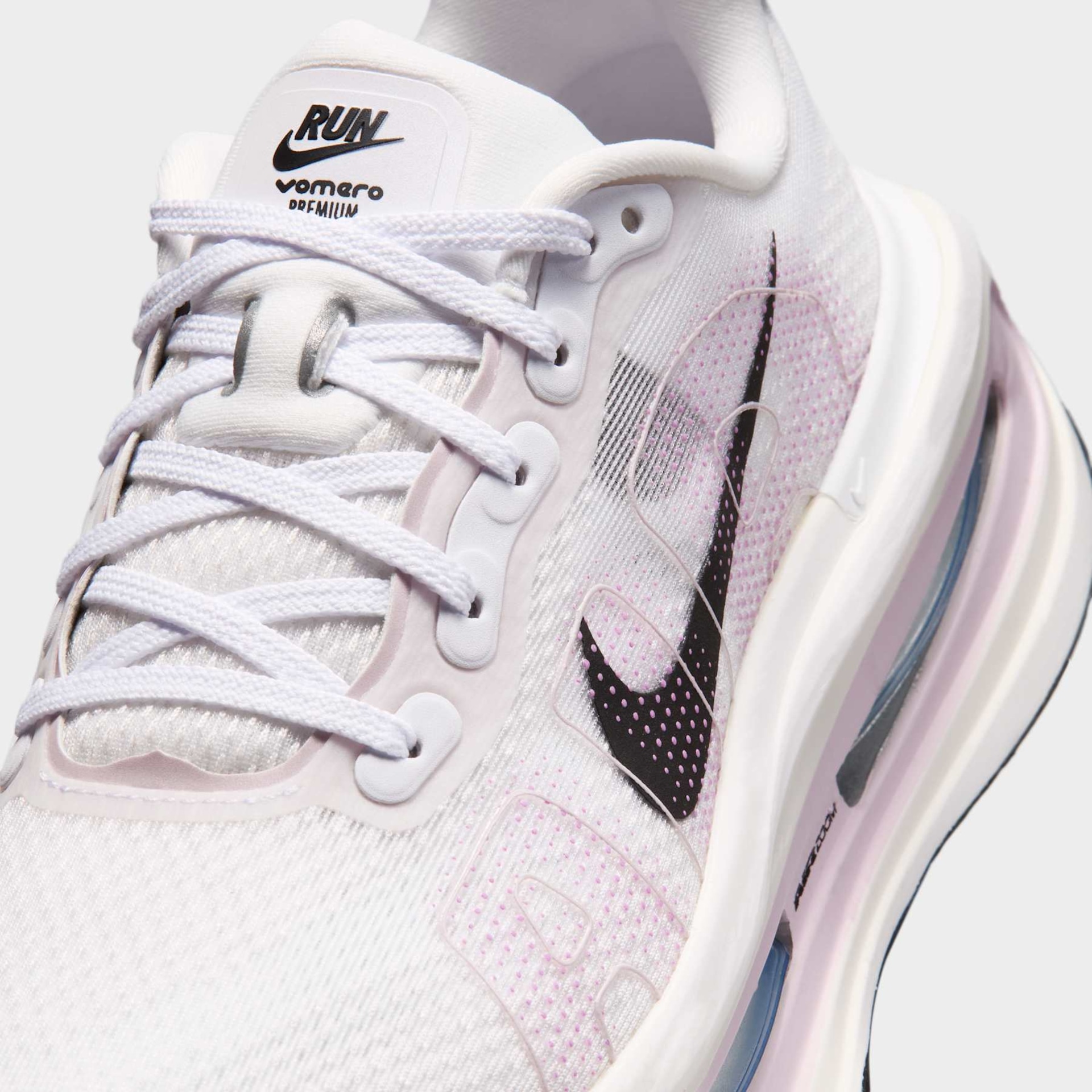 Tênis Nike Vomero Premium Feminino - Foto 7