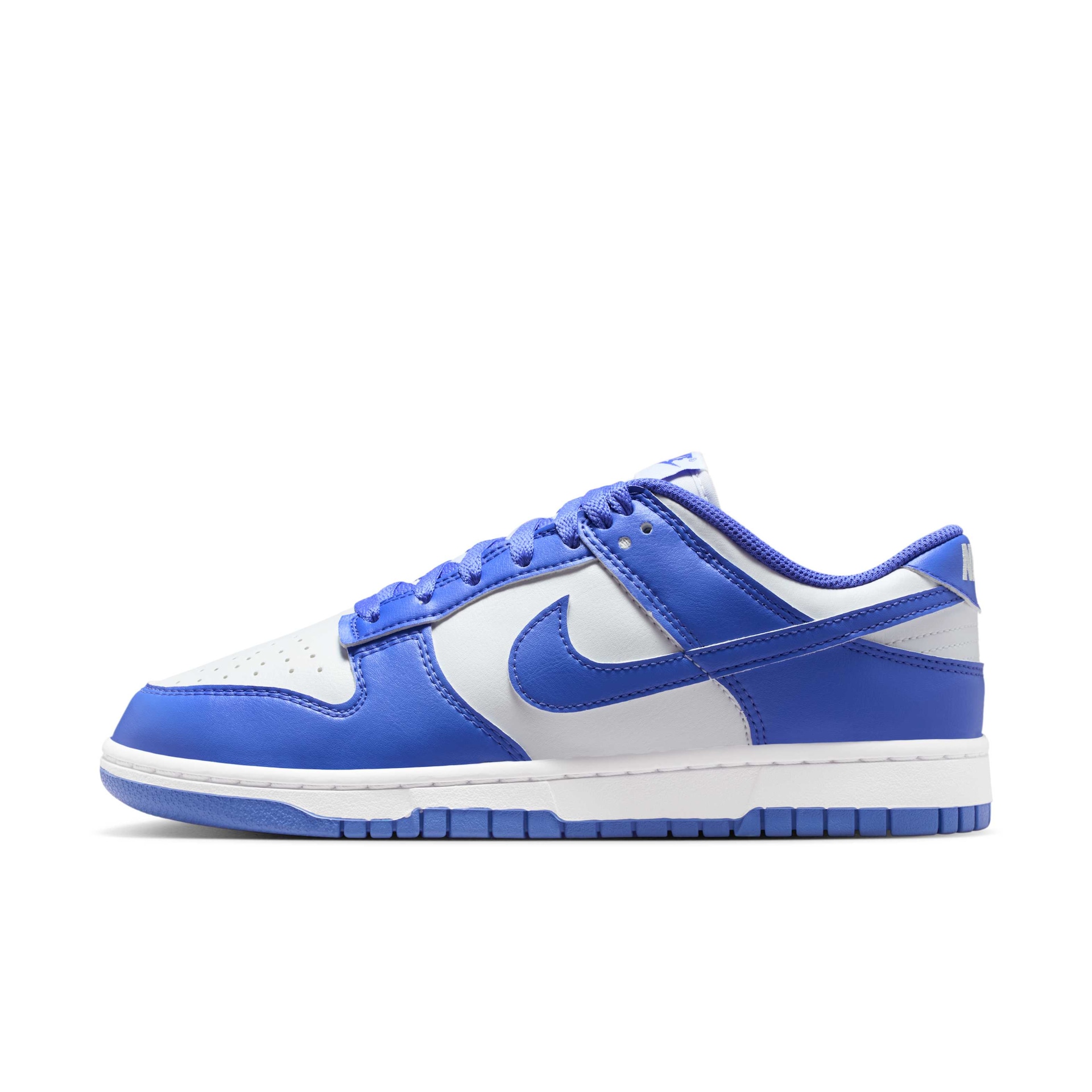 Tênis Nike Dunk Low Feminino - Foto 1