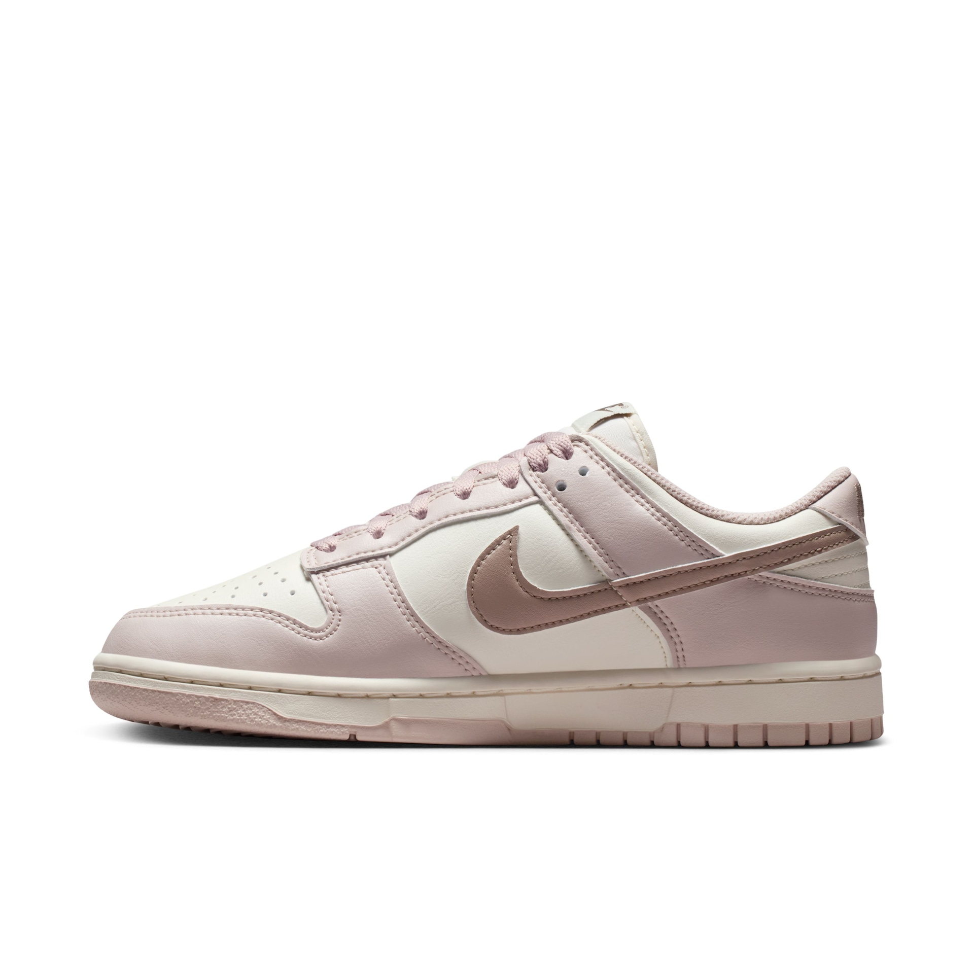 Imagem principal de Tênis Nike Dunk Low Feminino