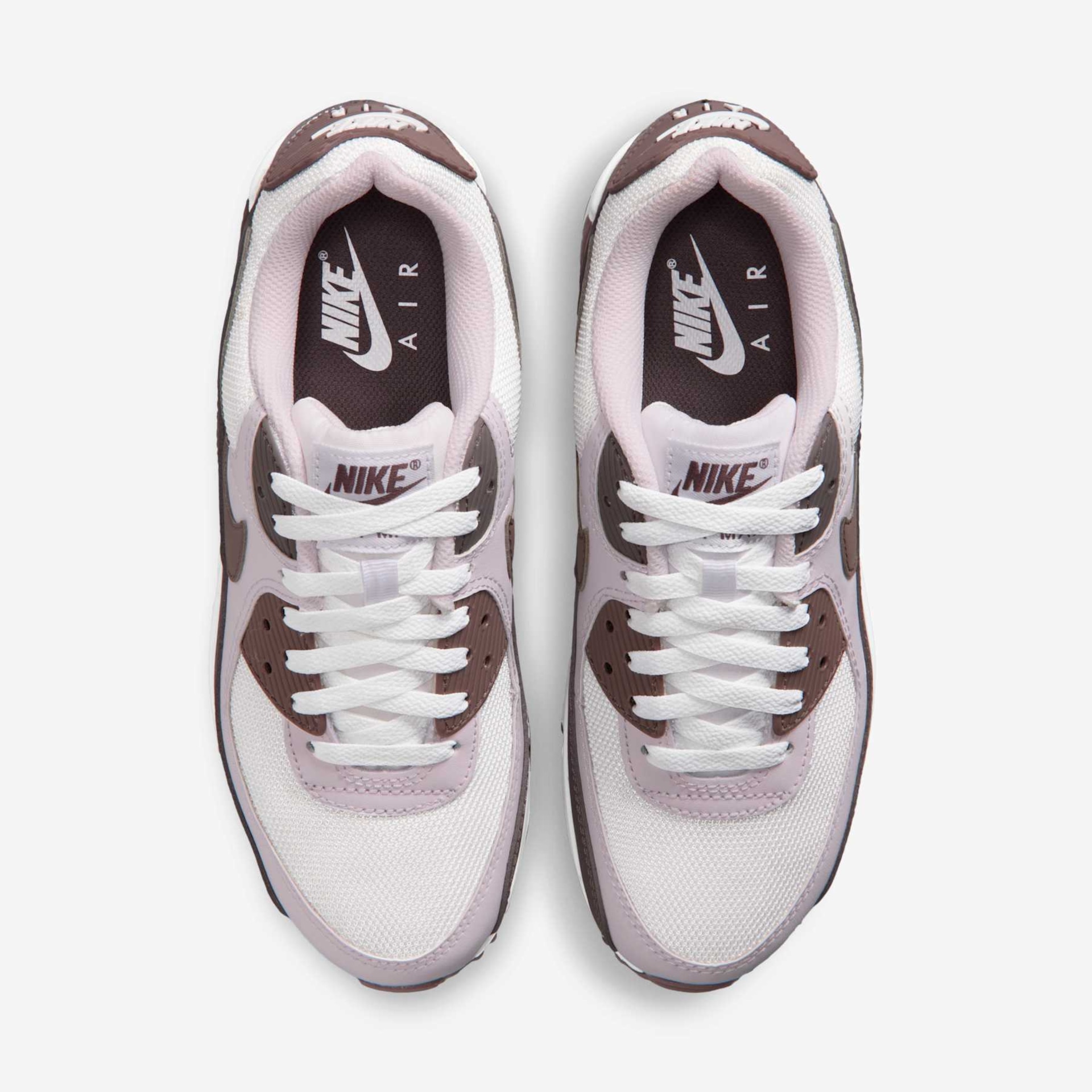Tênis Nike Air Max 90 Feminino - Foto 4