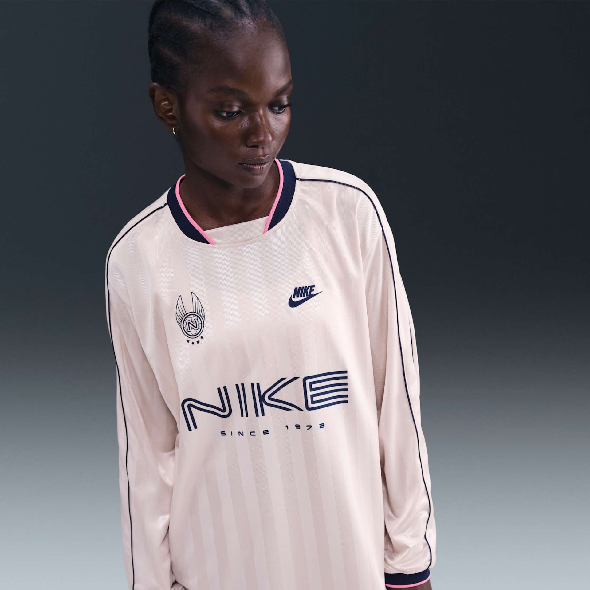 Imagem principal de Camisa Nike Sportswear Manga Longa Feminina