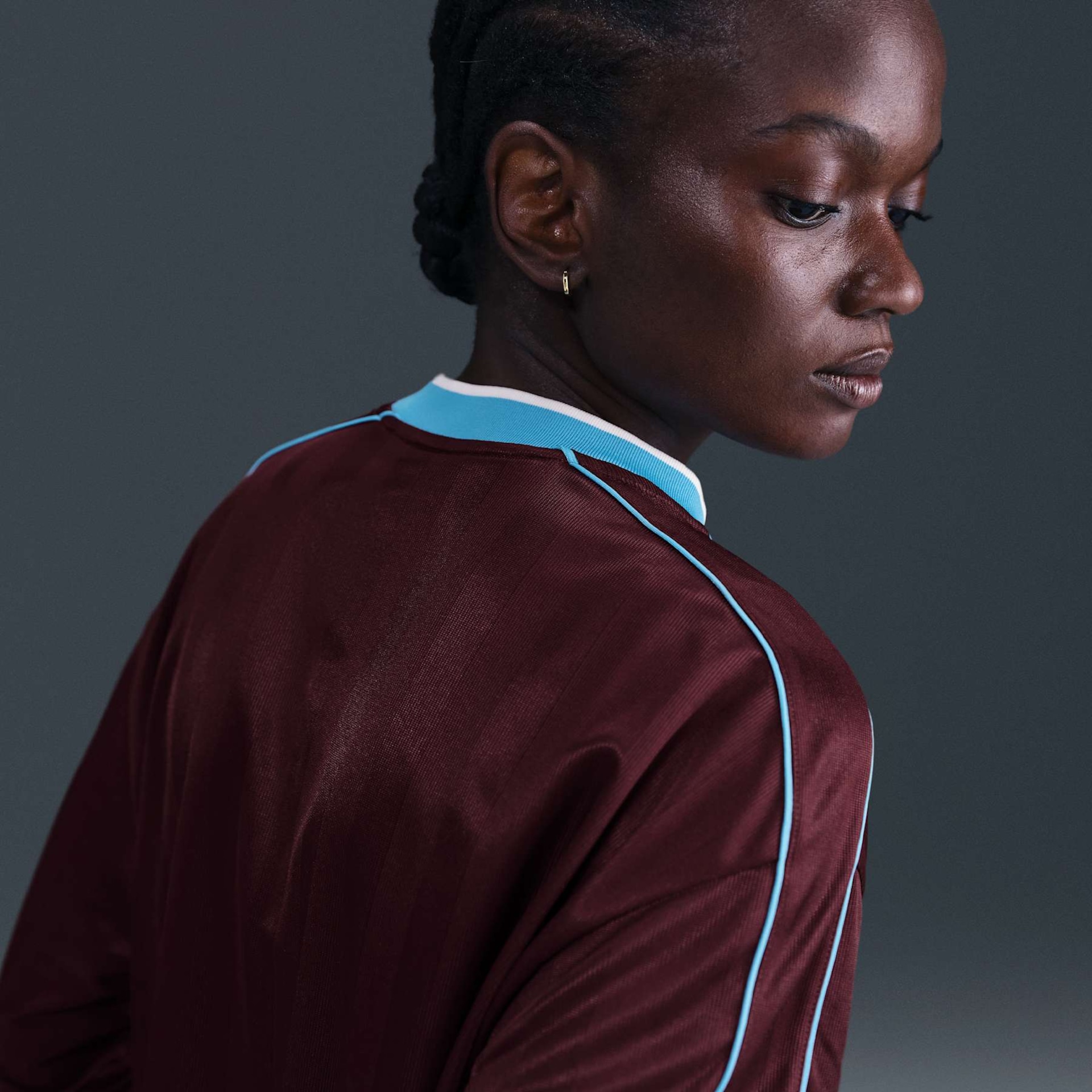 Camisa Nike Sportswear Manga Longa Feminina - Foto 2