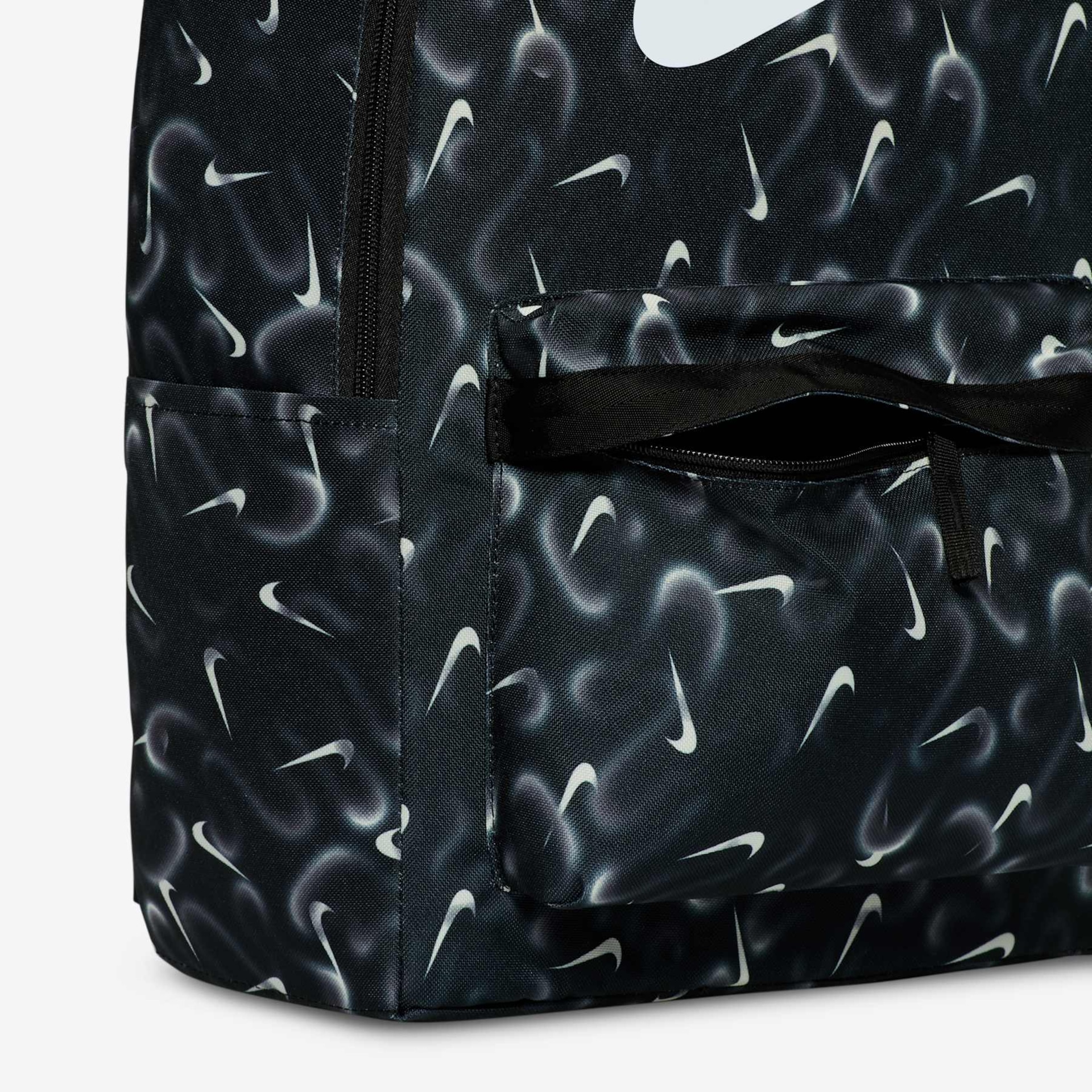 Mochila Nike Heritage Airbrush Unissex - Foto 5