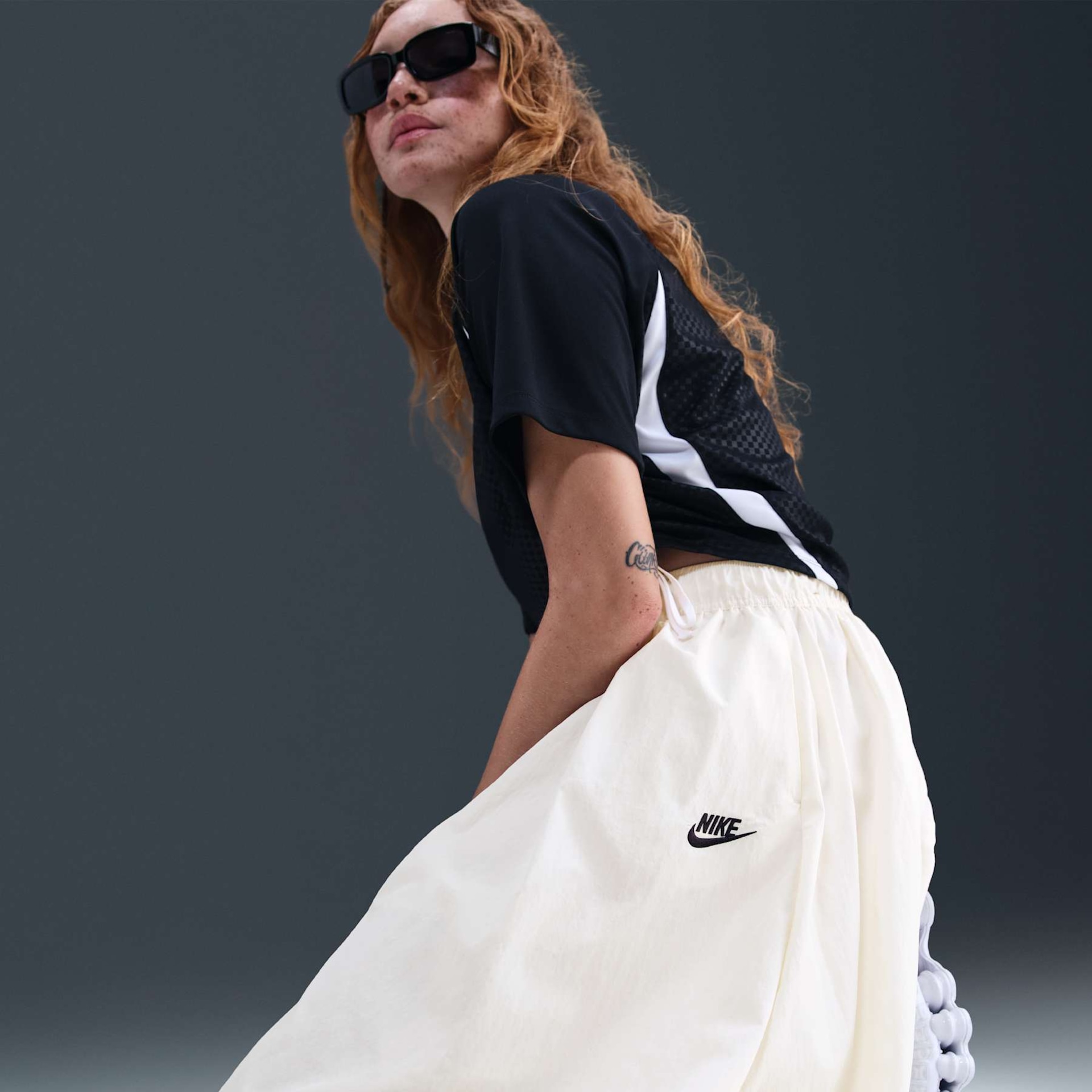 Saia Nike Sportswear Feminina - Foto 5