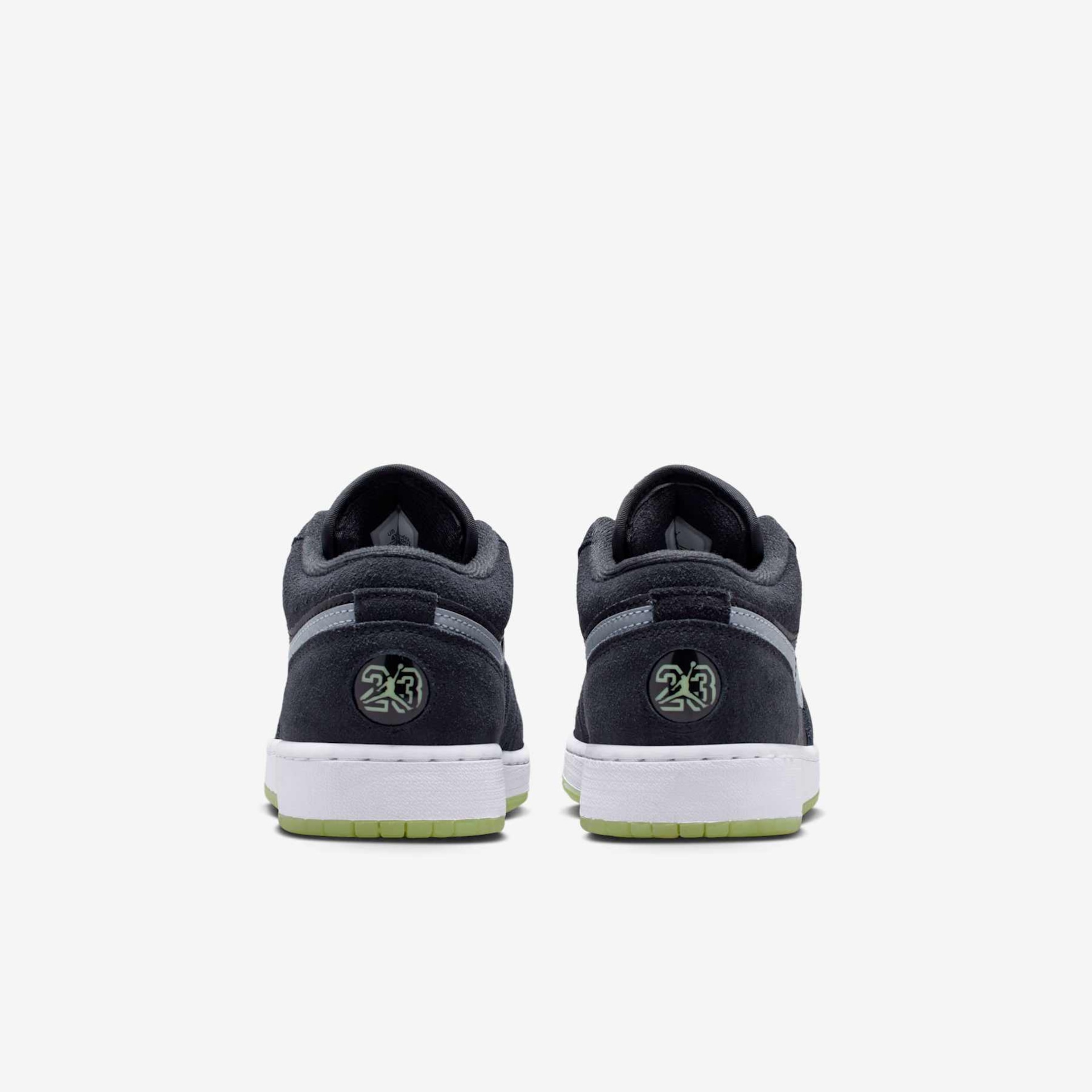 Tênis Air Jordan 1 Low SE Infantil - Foto 6