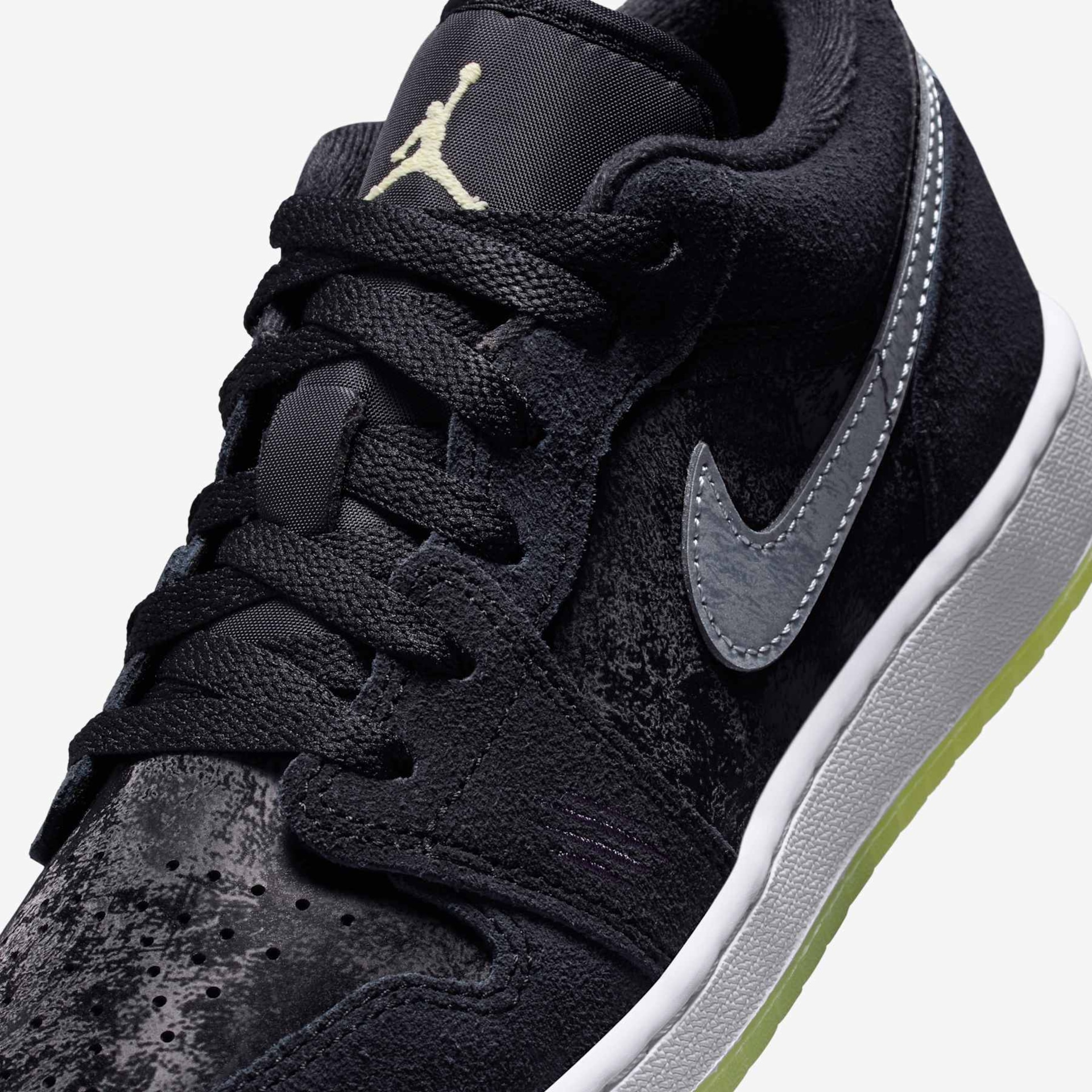 Tênis Air Jordan 1 Low SE Infantil - Foto 7