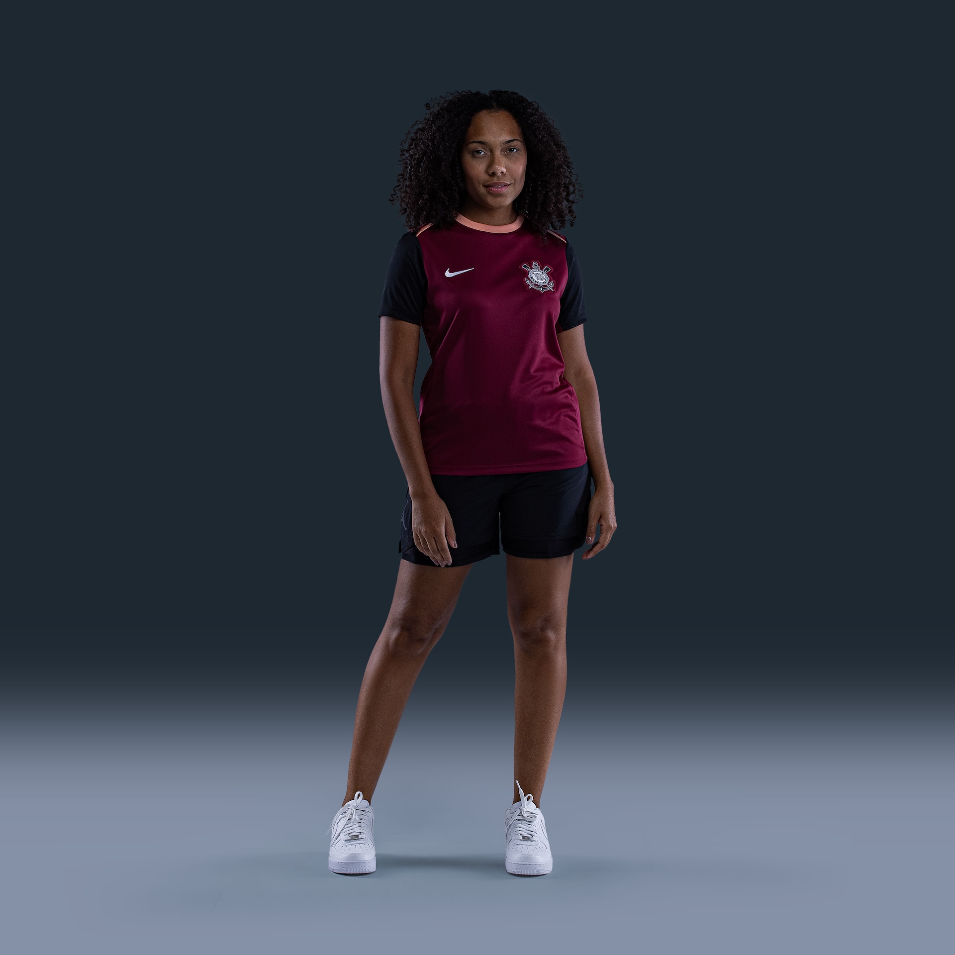 Camiseta Corinthians Nike 2026 Treino Feminina - Foto 3