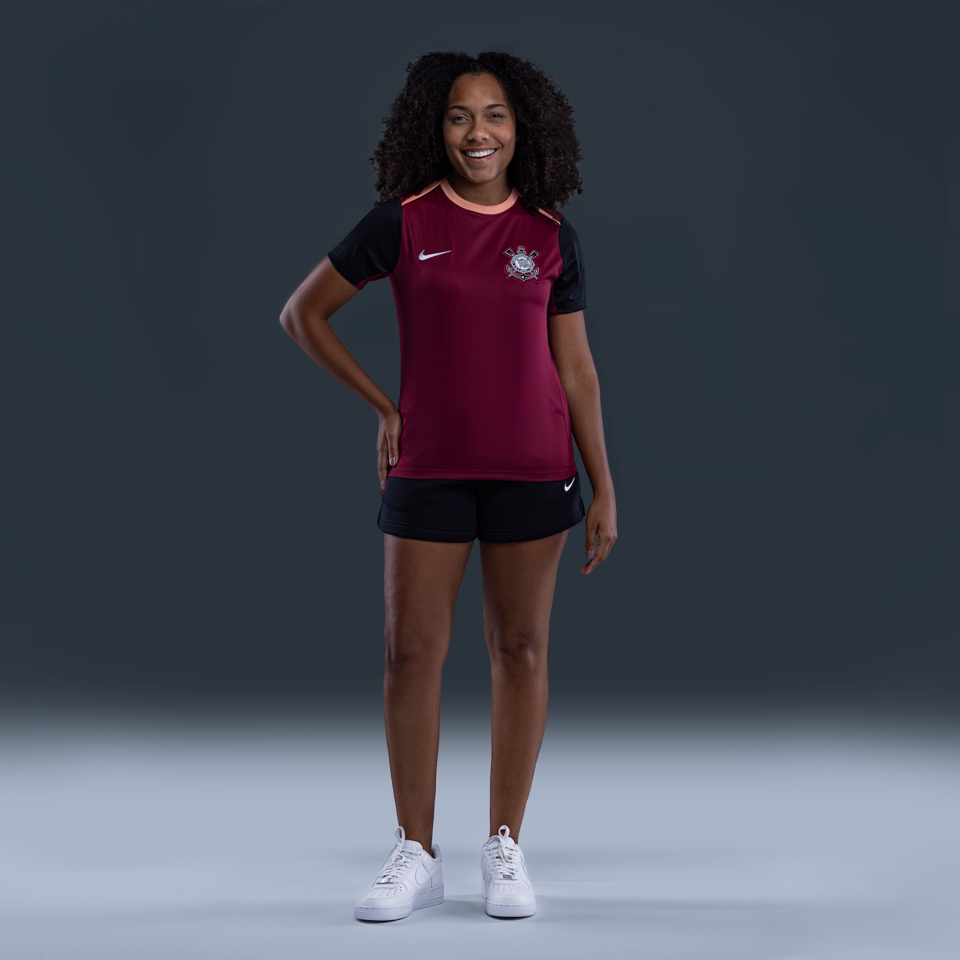 Camiseta Corinthians Nike 2026 Treino Feminina - Foto 4
