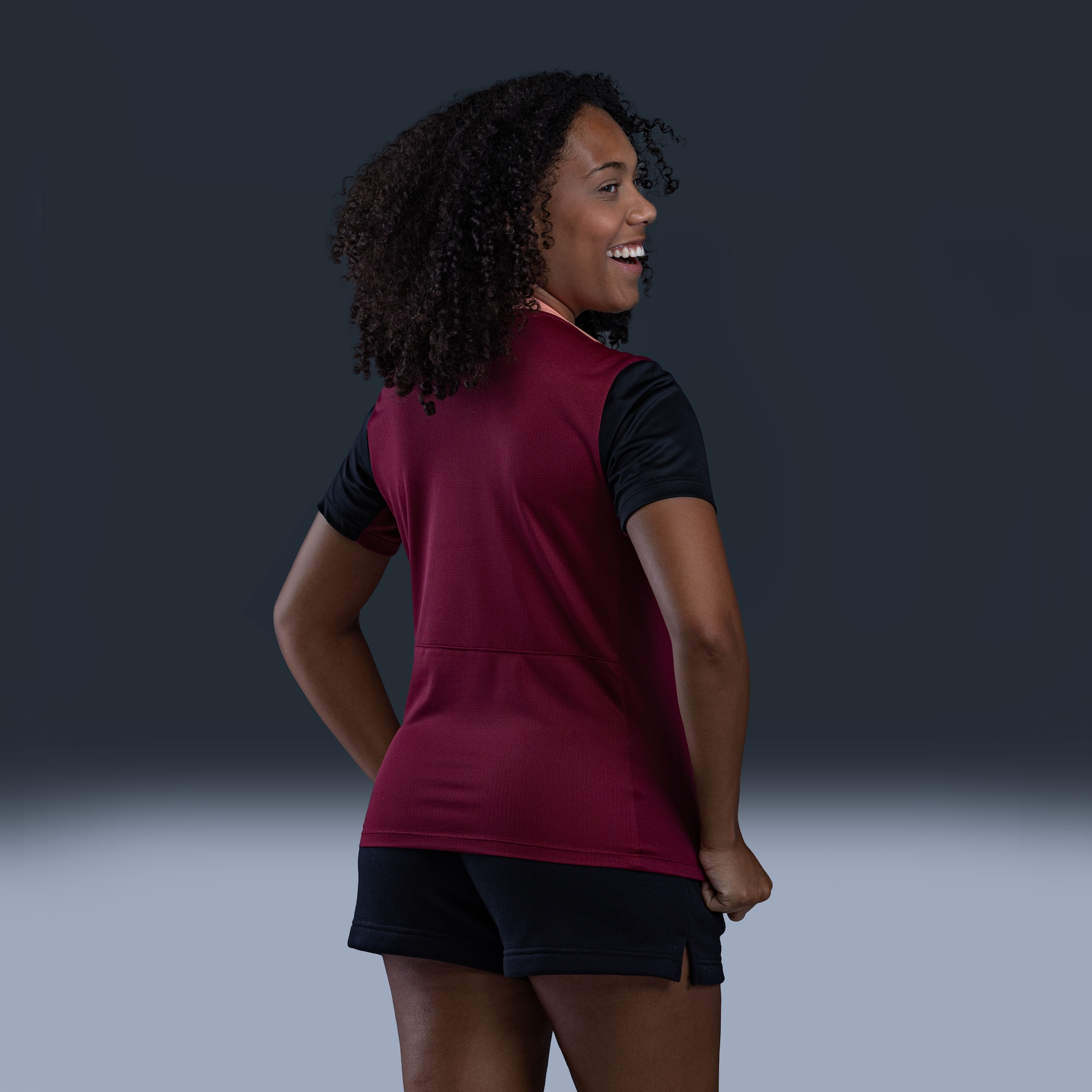 Camiseta Corinthians Nike 2026 Treino Feminina - Foto 13