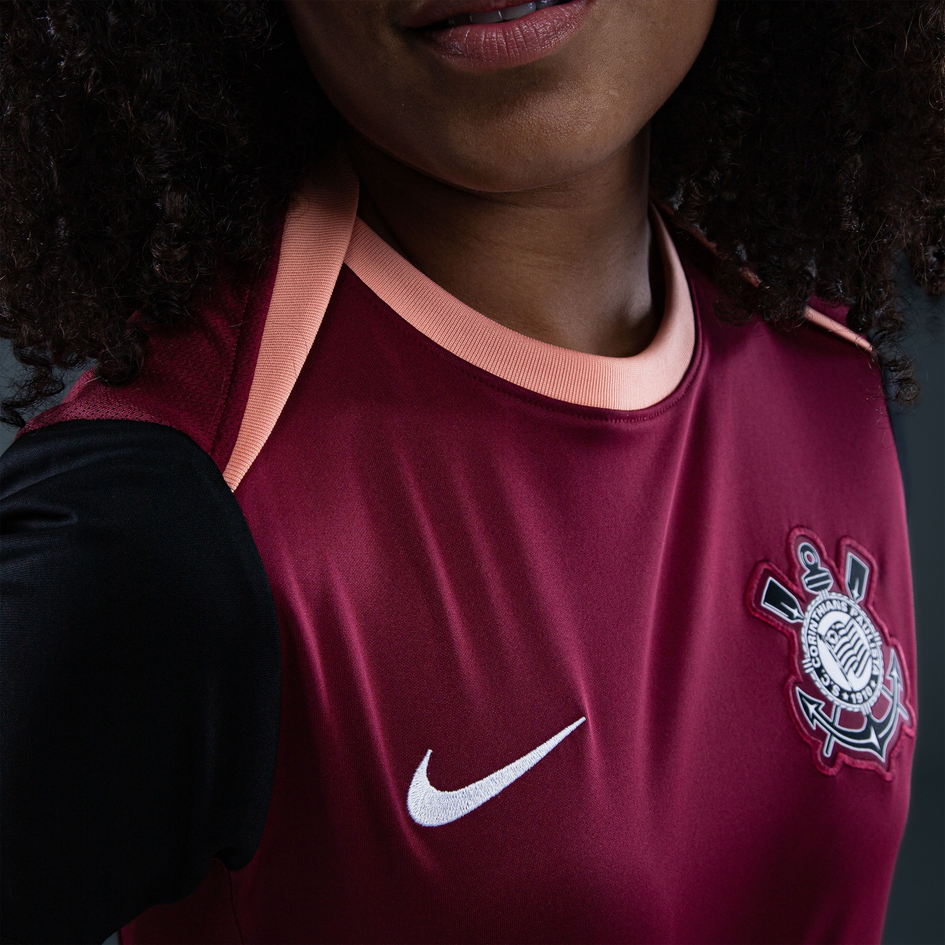 Camiseta Corinthians Nike 2026 Treino Feminina - Foto 9