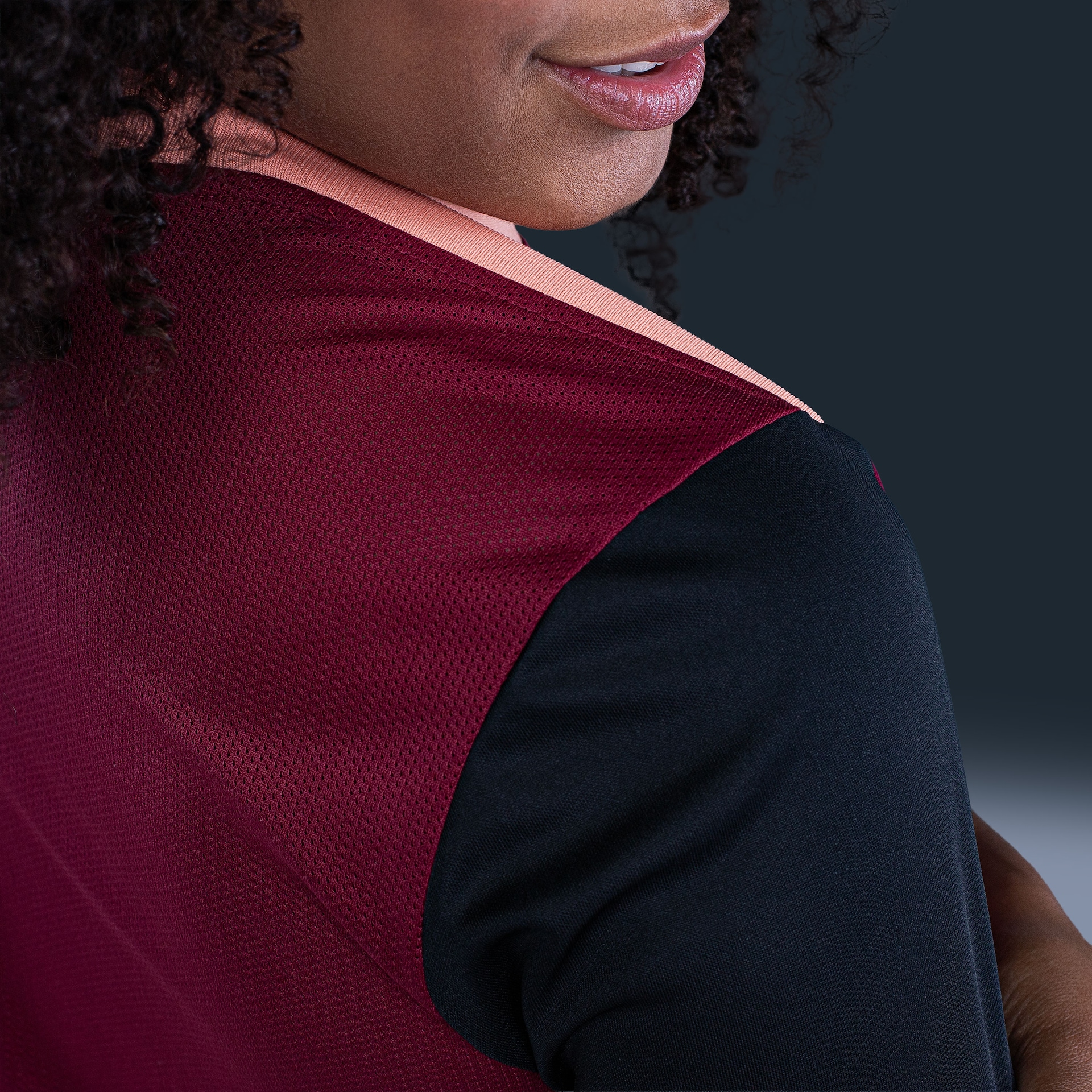 Camiseta Corinthians Nike 2026 Treino Feminina - Foto 11