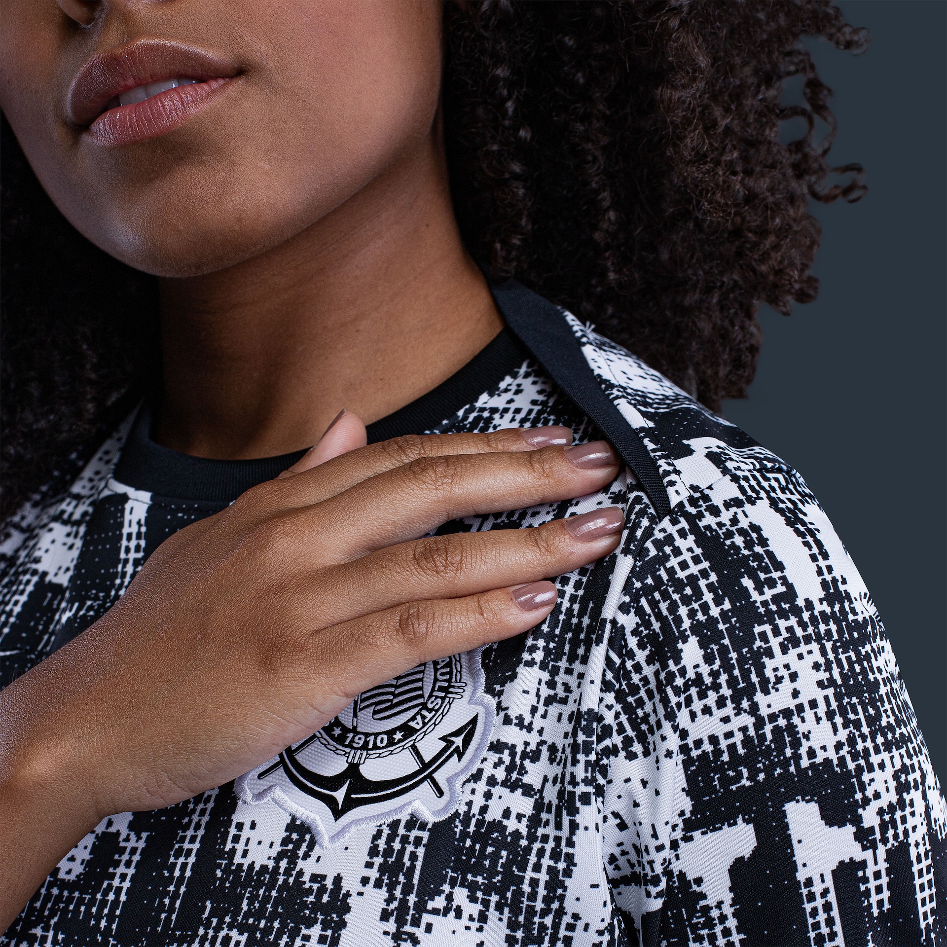 Camiseta Corinthians Nike 2026 Pré-Jogo Feminina - Foto 8