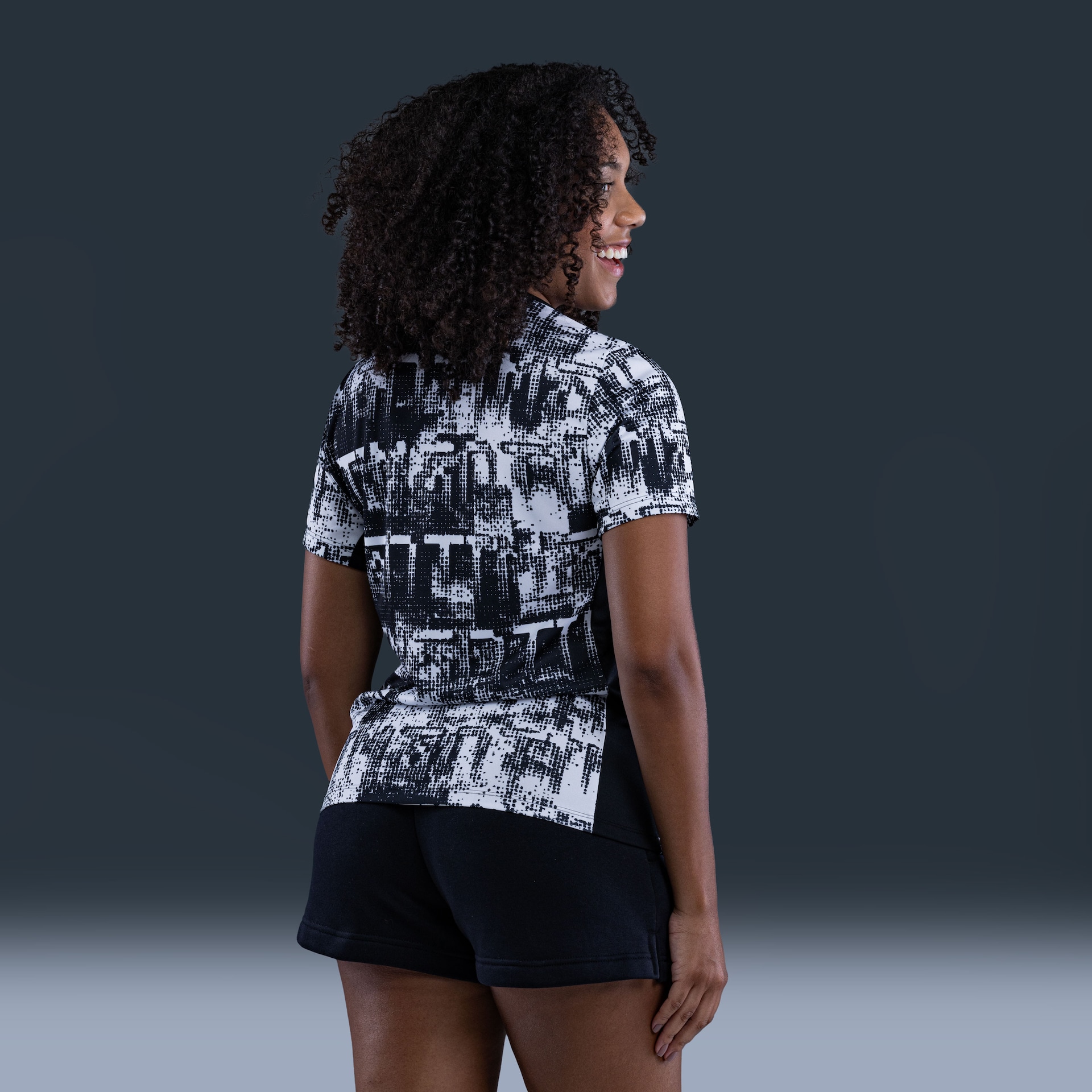 Camiseta Corinthians Nike 2026 Pré-Jogo Feminina - Foto 10