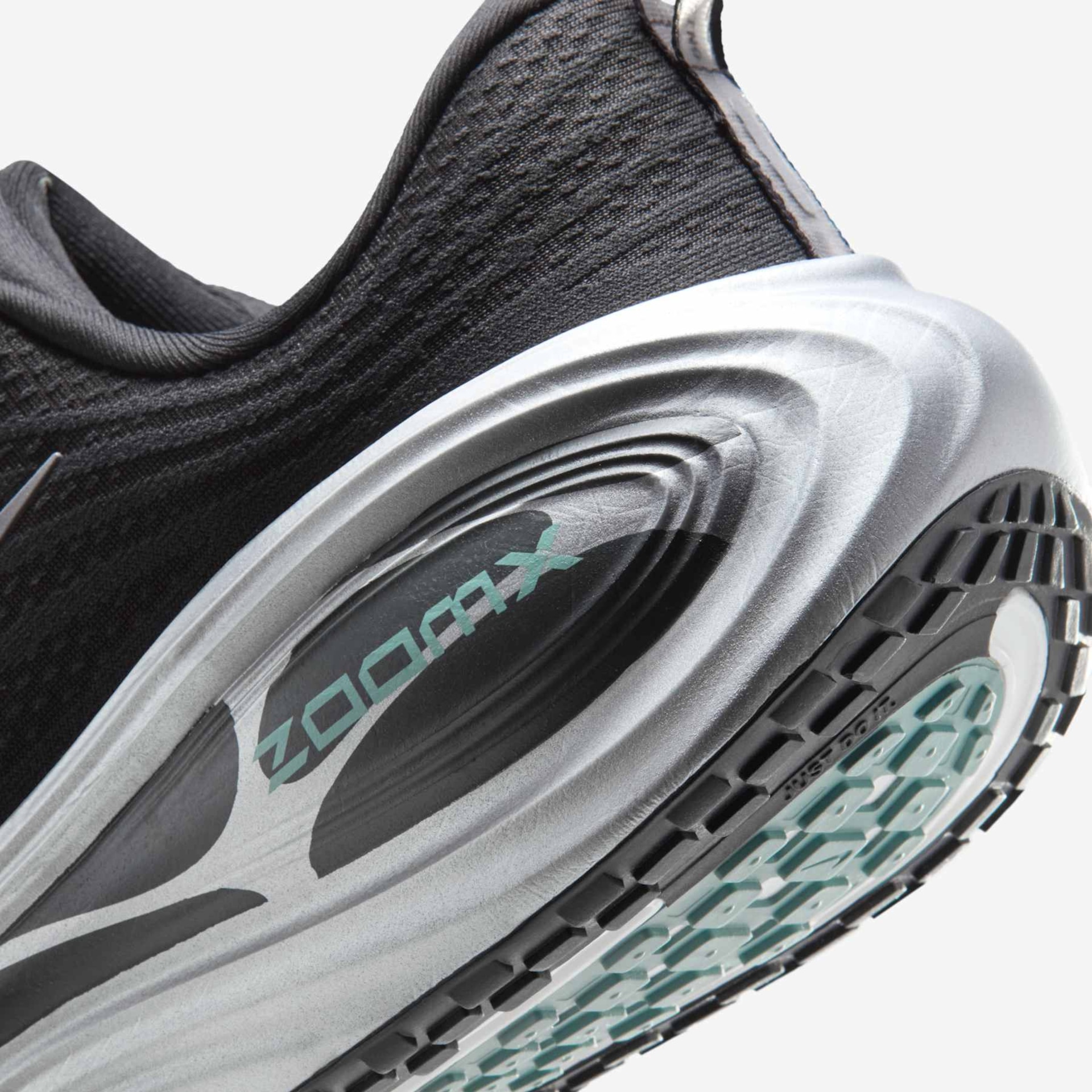 Tênis Nike Vomero Plus Masculino - Foto 8