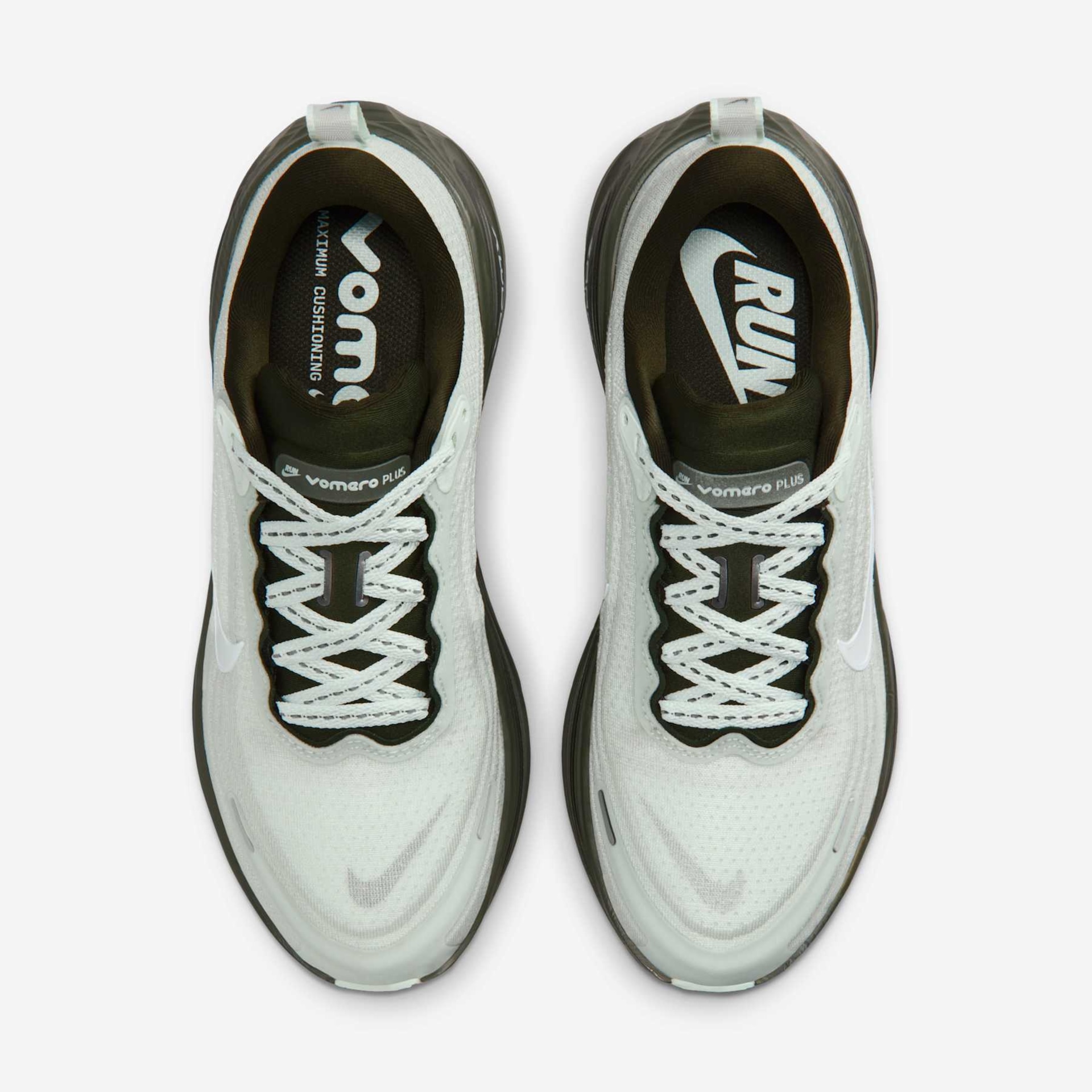 Tênis Nike Vomero Plus Feminino - Foto 4