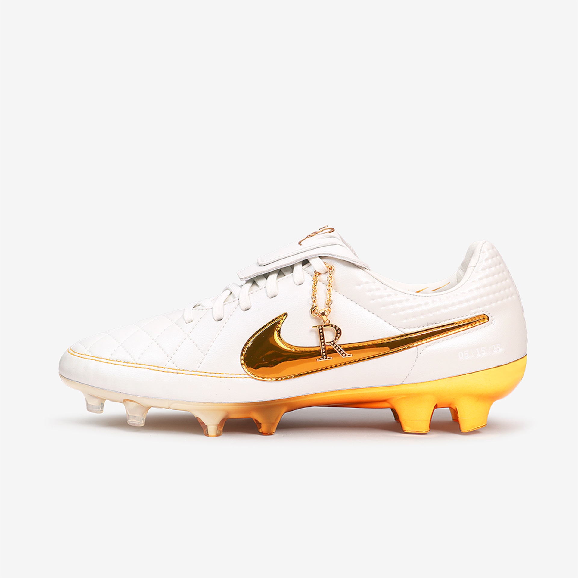 Chuteira Campo Nike Tiempo SE Ronaldinho - Foto 1