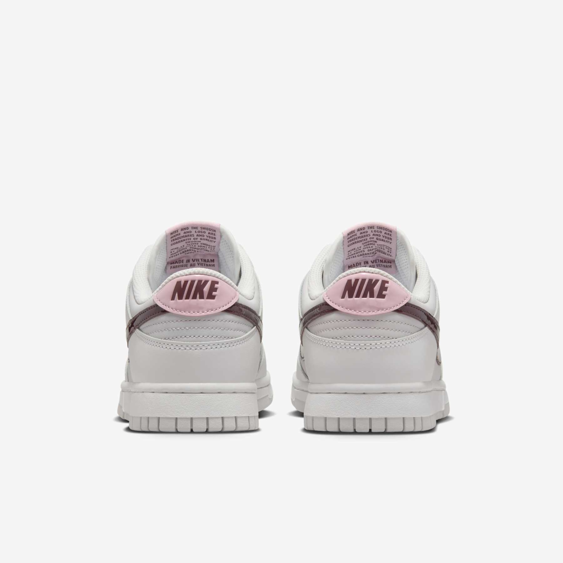 Tênis Nike Dunk Low Feminino - Foto 6