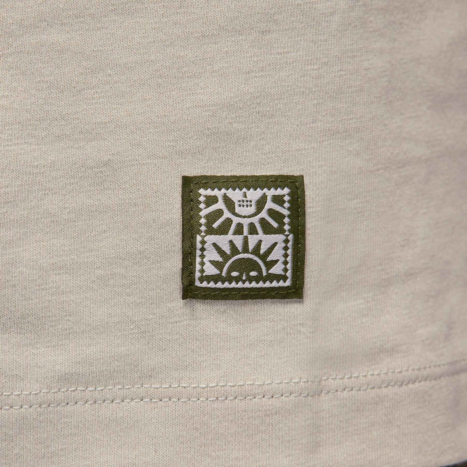 Camiseta Jordan Essentials Crew Masculina - Foto 7