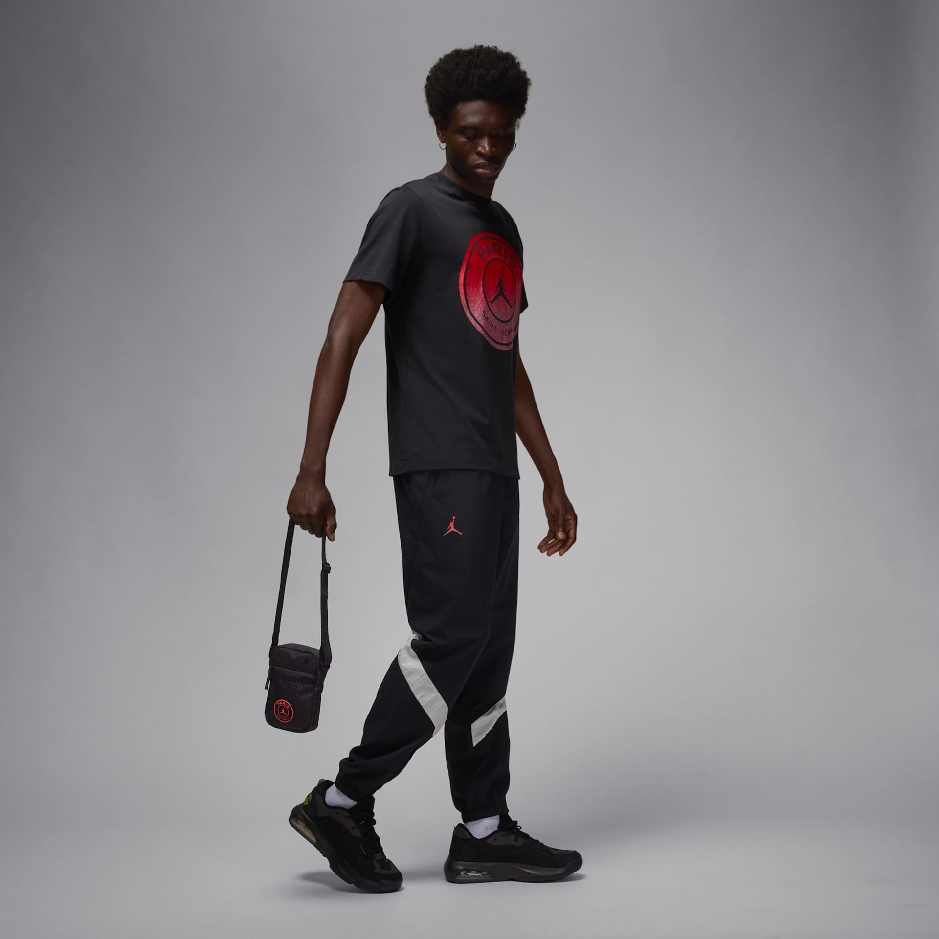 Bolsa Transversal Paris Saint-Germain Jordan Essential Unissex - Foto 8